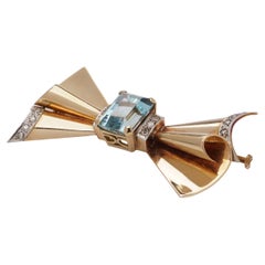 18kt Gold Aquamarine and Diamond Bow Brooch, circa 1940s