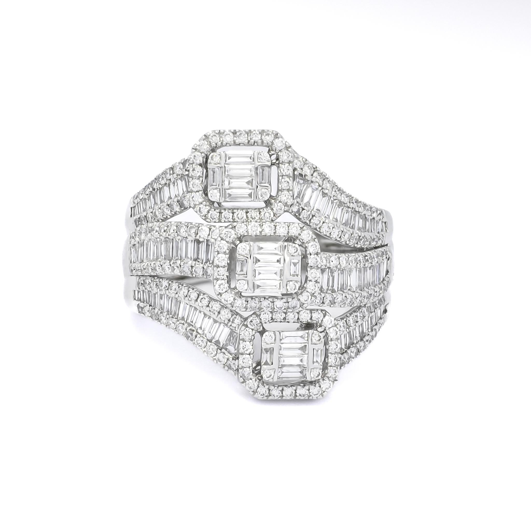 De las mujeres Diamante natural 1,8 quilates Anillo de cóctel de oro blanco de 18 quilates en venta