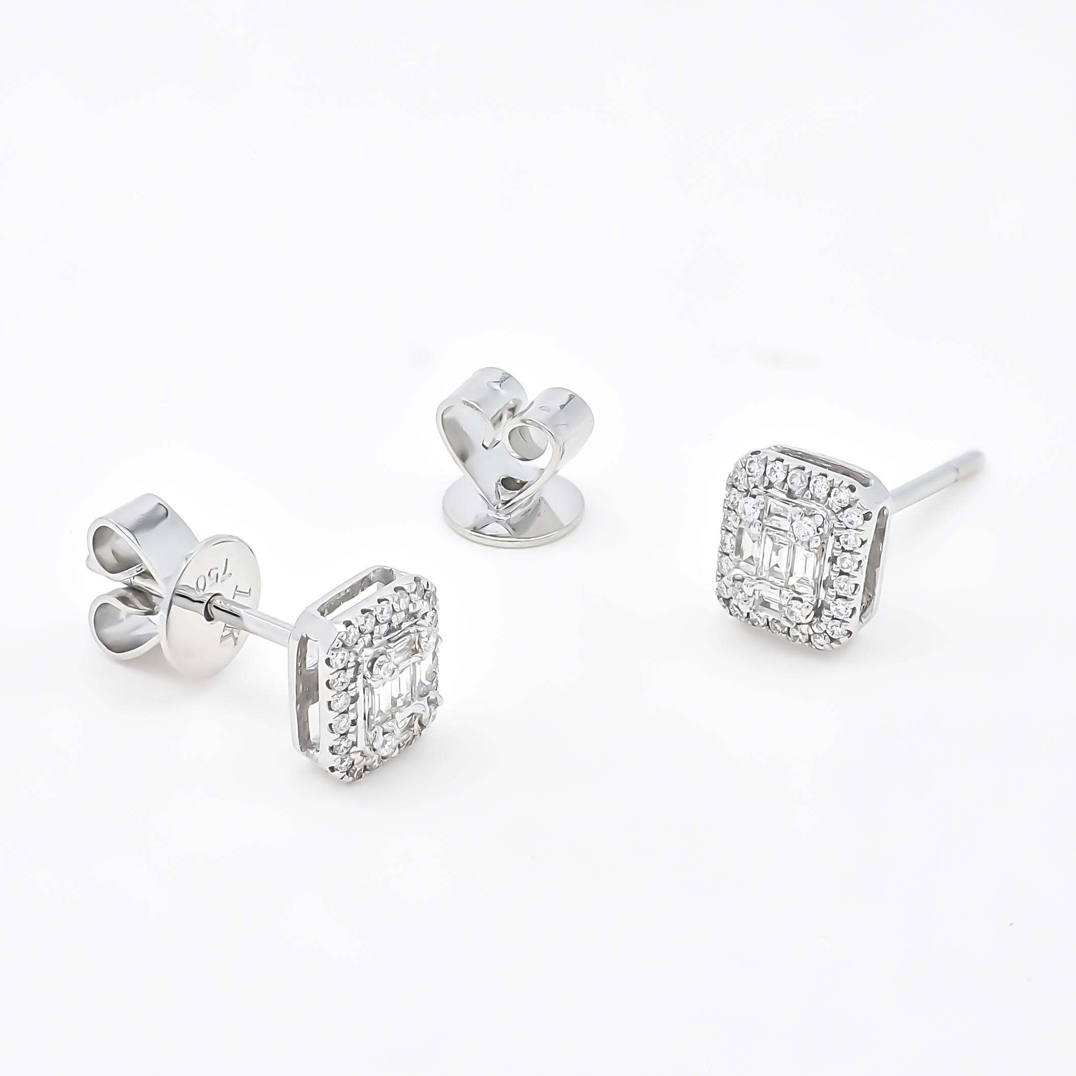 Introducing these exquisite round and baguette diamond cluster stud earrings that emit an air of dazzling energy. With a minimalistic design, they offer a perfect balance of sophistication and sparkle.

The beauty of these earrings lies in their