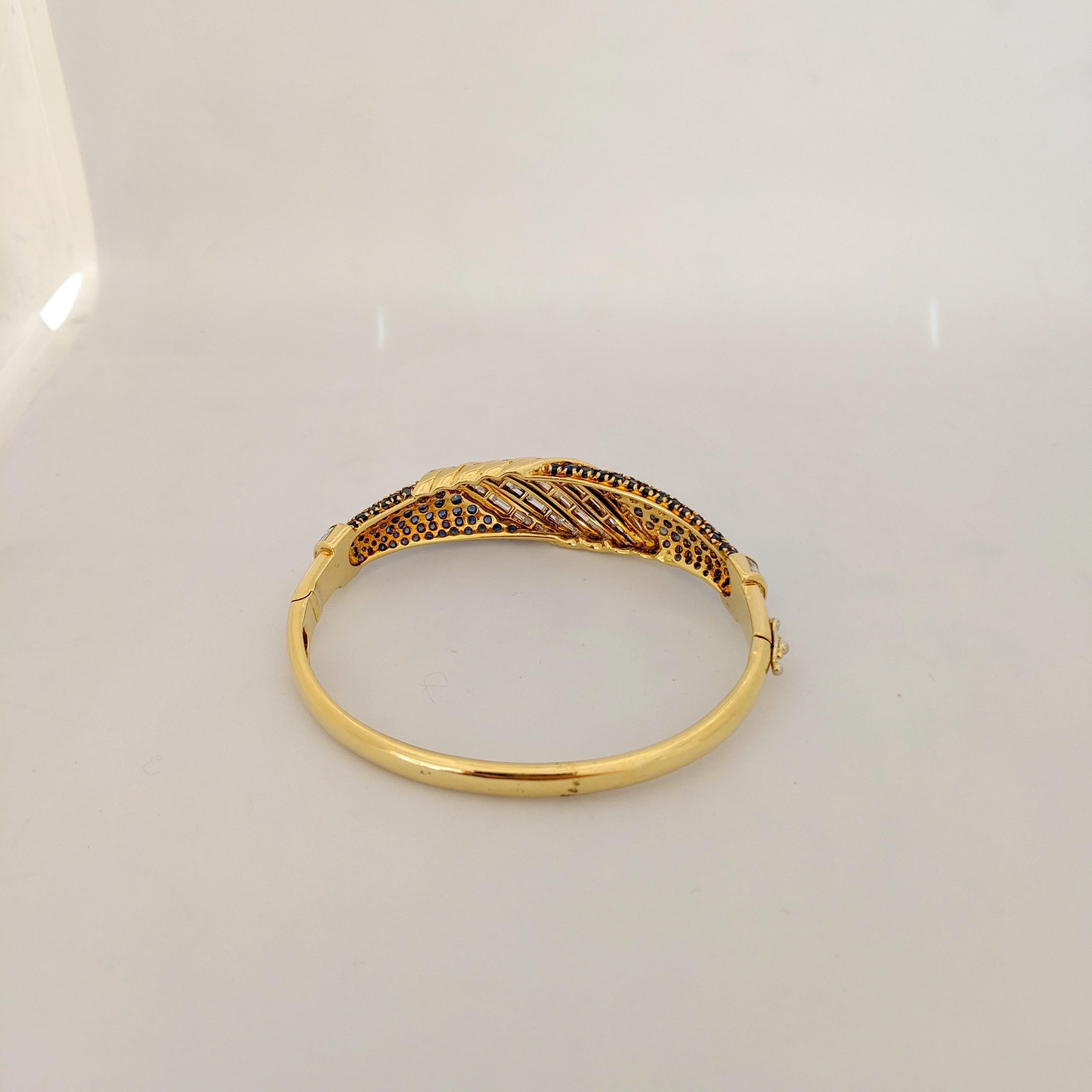 18Kt Gold Bangle Bracelet, 3.60Ct. Baguette Diamonds & 6.30 Carat Blue Sapphires For Sale 5