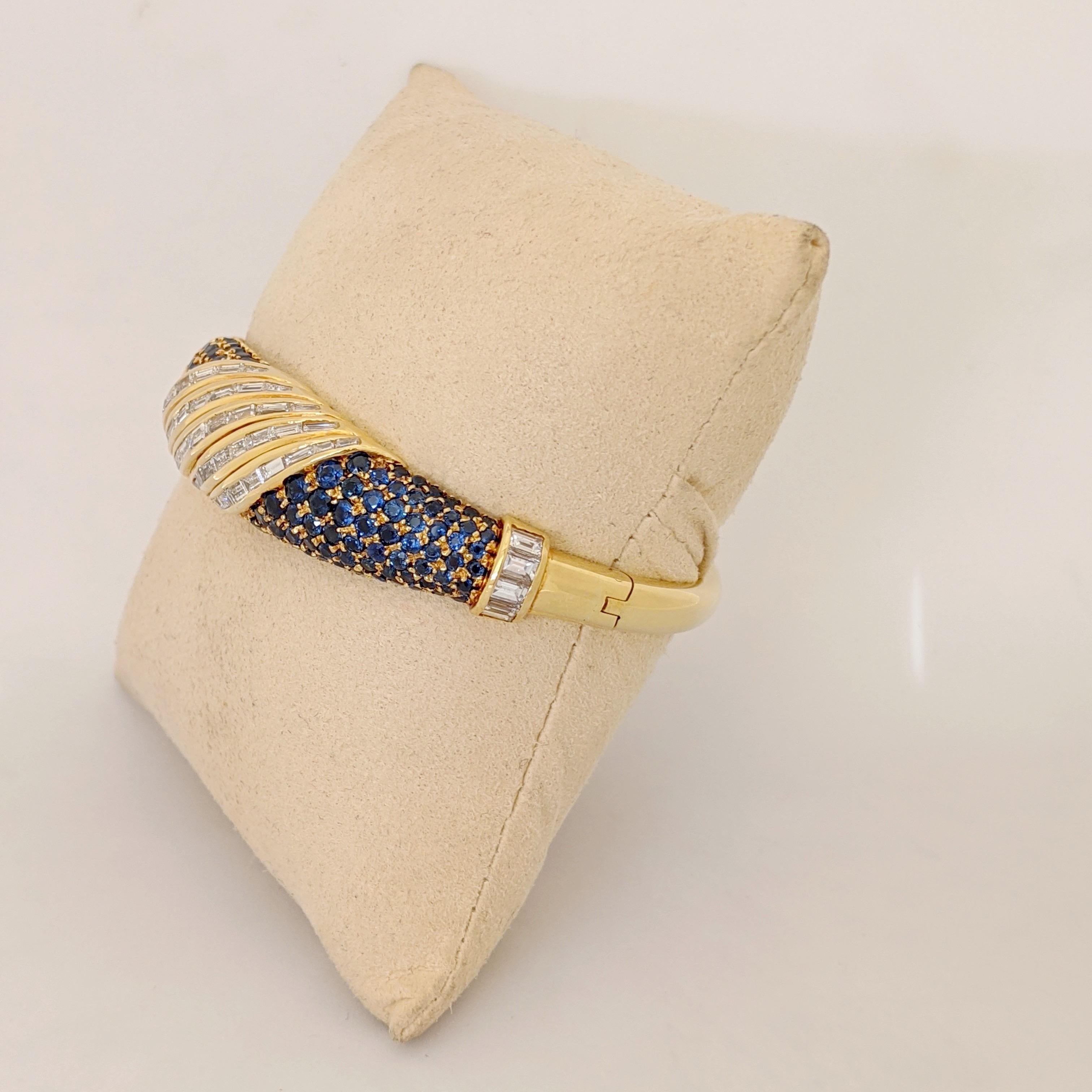 18Kt Gold Bangle Bracelet, 3.60Ct. Baguette Diamonds & 6.30 Carat Blue Sapphires In New Condition For Sale In New York, NY
