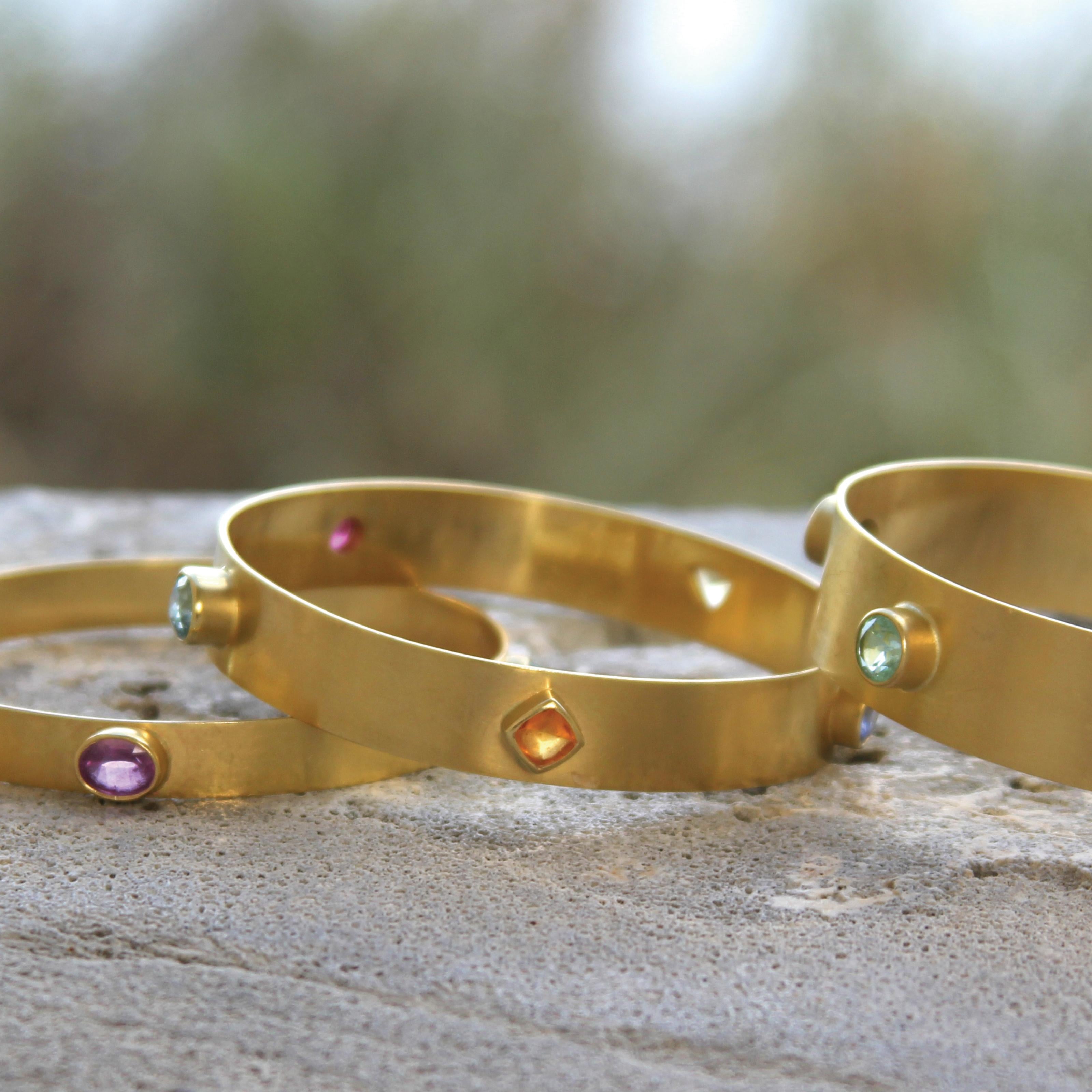 Susan Lister Locke Multi Gemstone and 18 Karat Gold Bangle - Grand In New Condition In Nantucket, MA