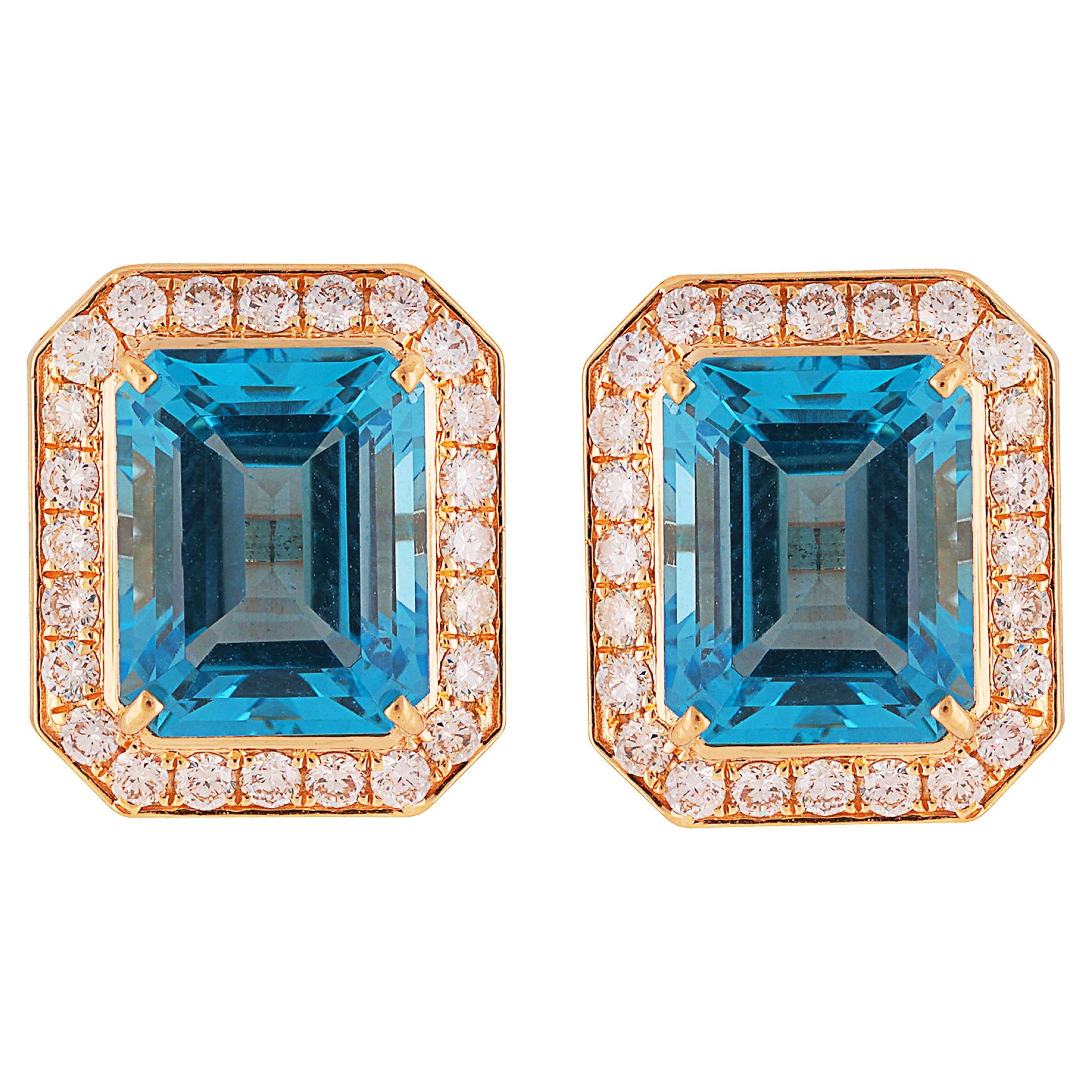 18kt Gold Blue Topaz & Diamond Stud Earrings For Sale