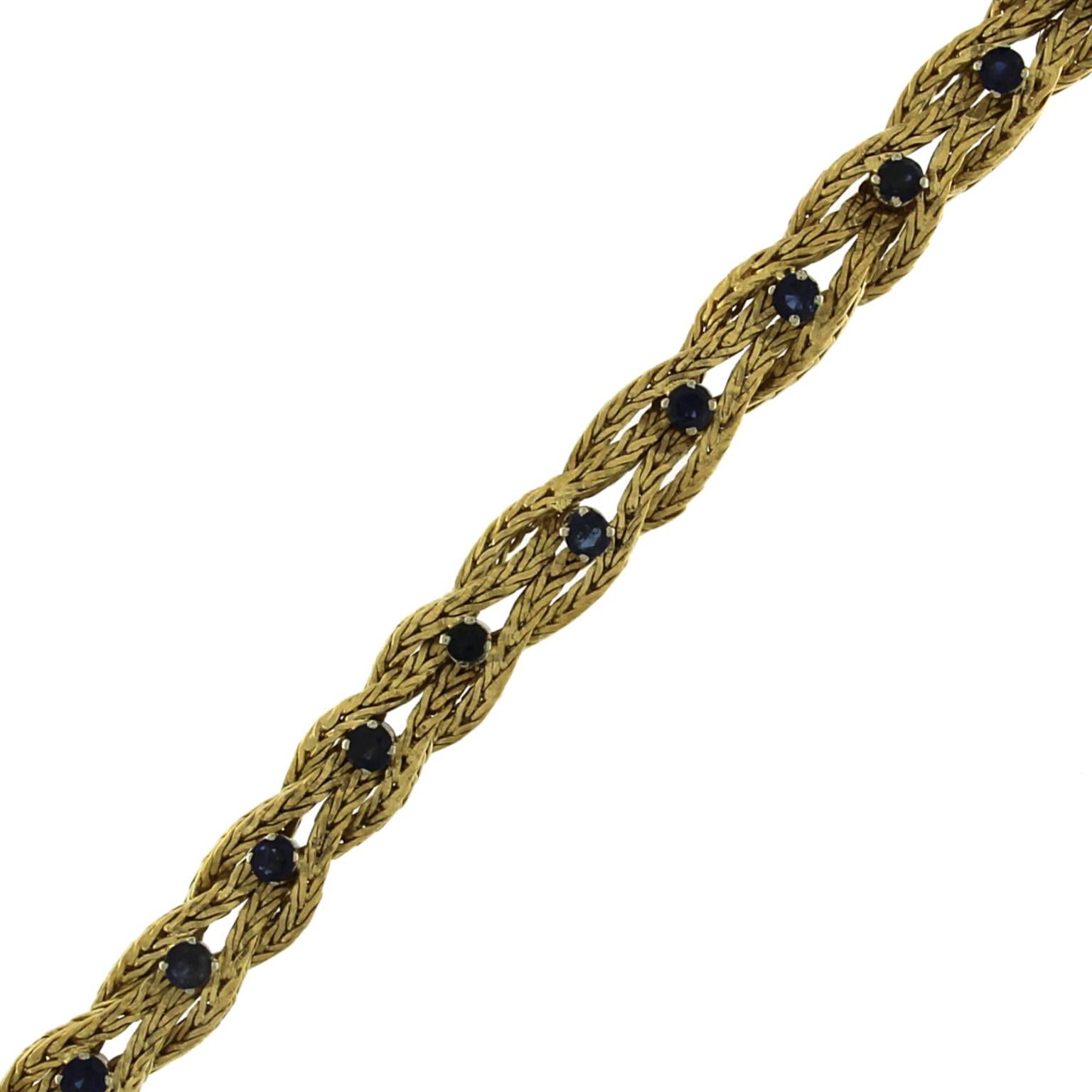 18 Karat Gold Bracelets Set of 4 Diamond Zaphire Emerald and Ruby For Sale 4