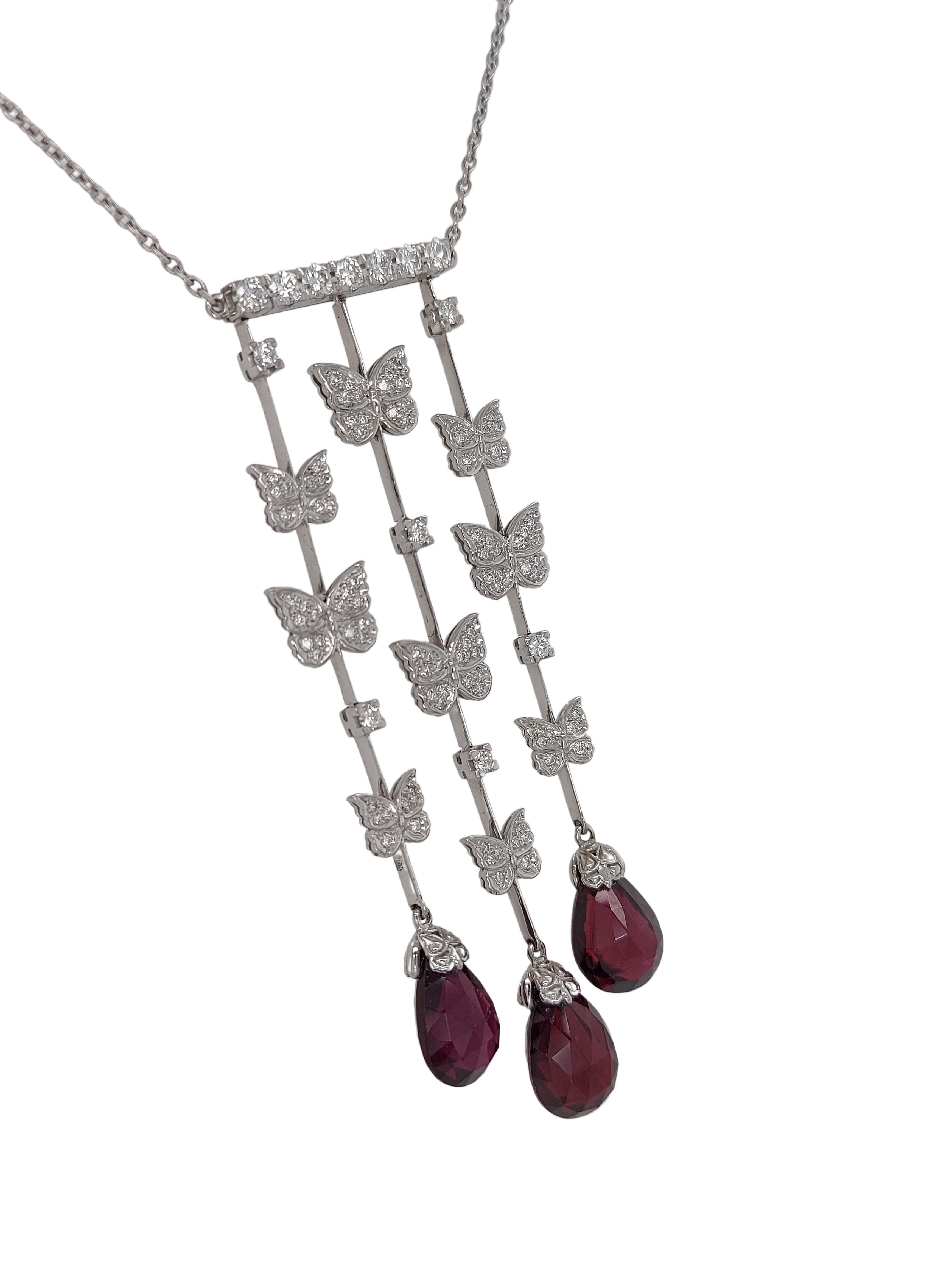 Briolette Cut 18kt Gold Carrara Y Carrara Pendant Drop Necklace from the Butterfly Collection For Sale