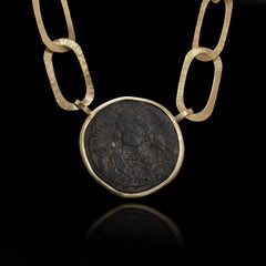 Collier en or 18kt avec pièce de monnaie byzantine en bronze (Anastase I AE Folli