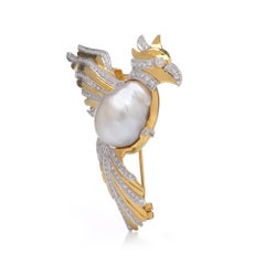 18KT Gold Cockatoo Brooch with South Sea Pearl and Diamonds