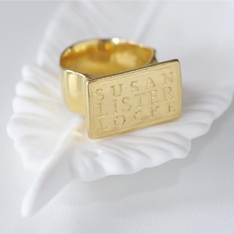 Susan Lister Locke The Darrell Signet Ring in 18 Karat Gold In New Condition For Sale In Nantucket, MA