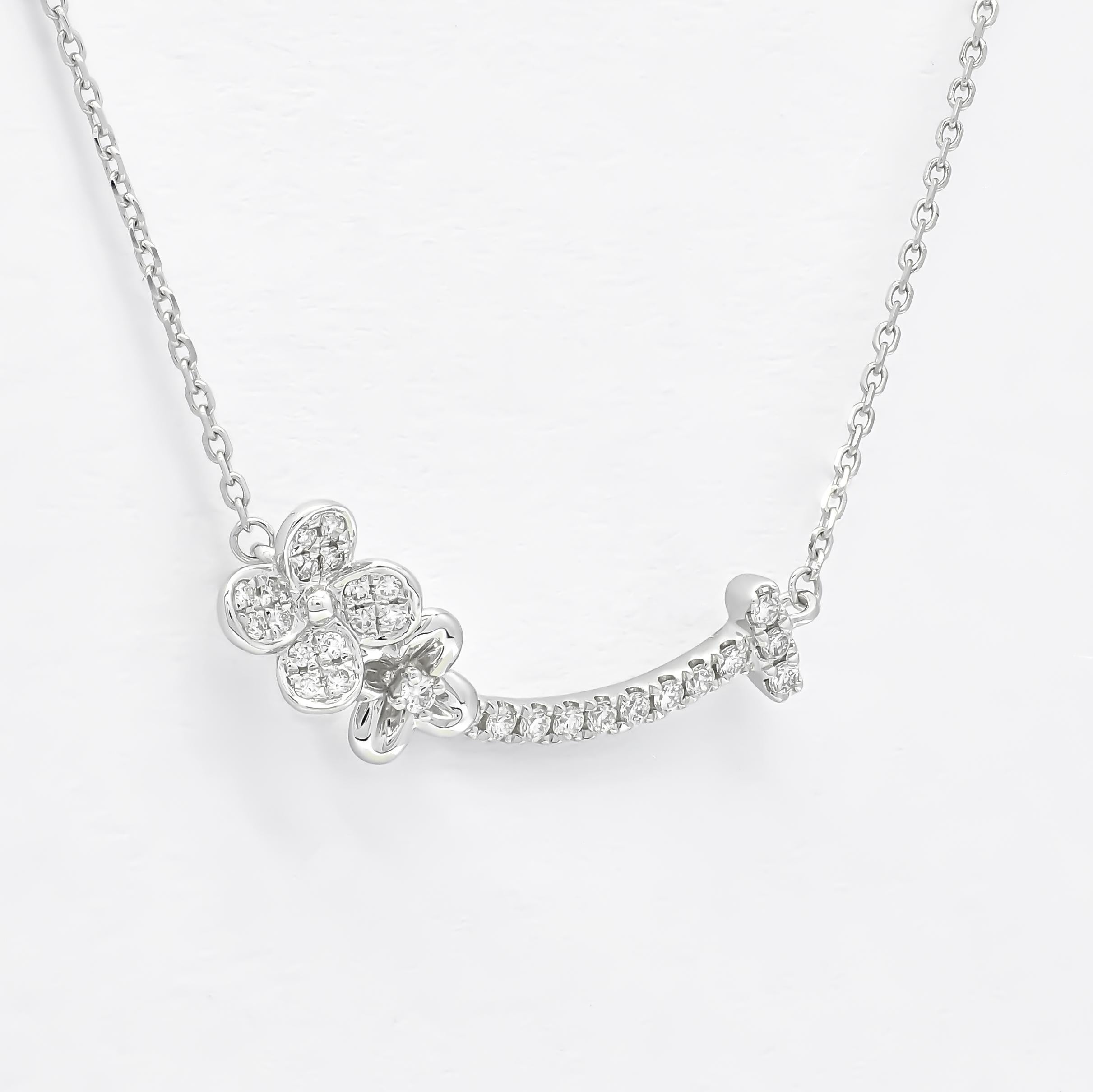 18KT Gold Diamond Flower Cluster solitaire Flower Curved Bar Necklace N060155RG For Sale 1