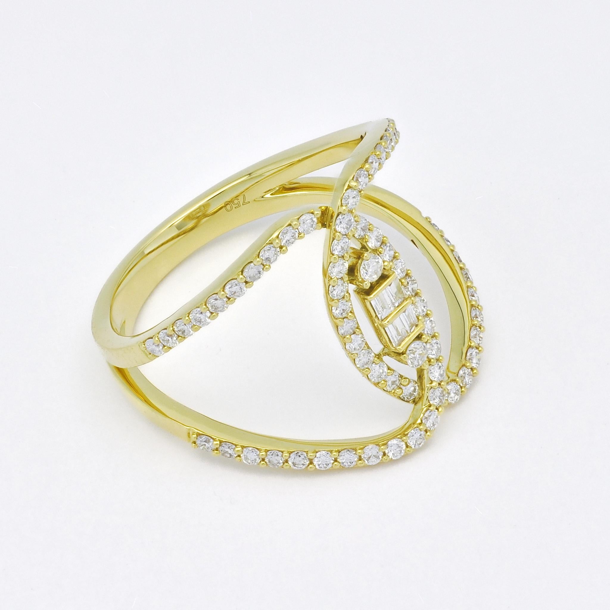 Art Nouveau Natural Diamonds Ring 0.59 CT 18 Karat Gold Diamond Modern Cocktail Ring For Sale