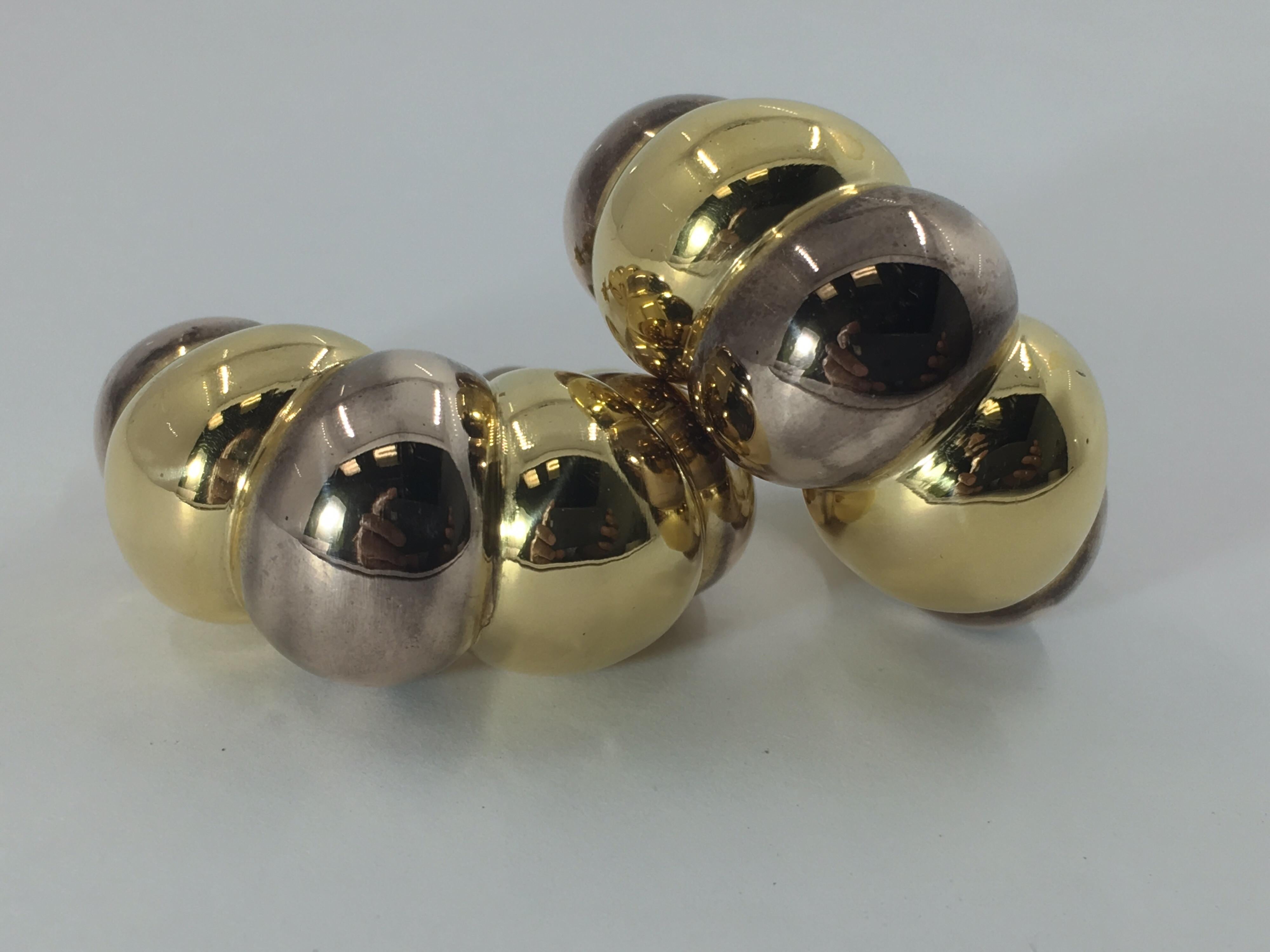 18 Karat Gold Earrings In New Condition In Wilmington, DE