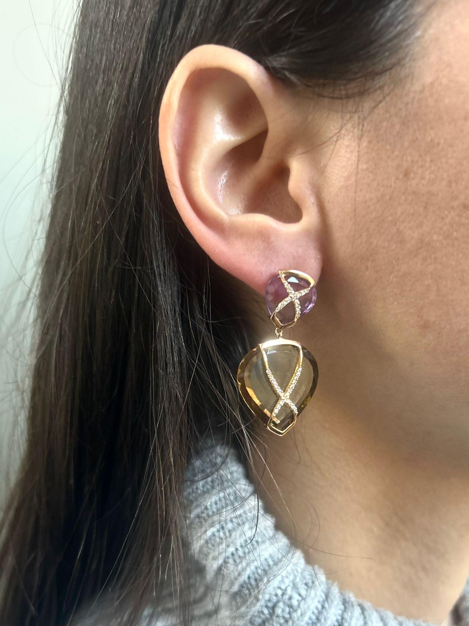 Moderne Boucles d'oreilles en or 18 carats avec gouttes de quartz, améthystes et citrine et diamants en vente