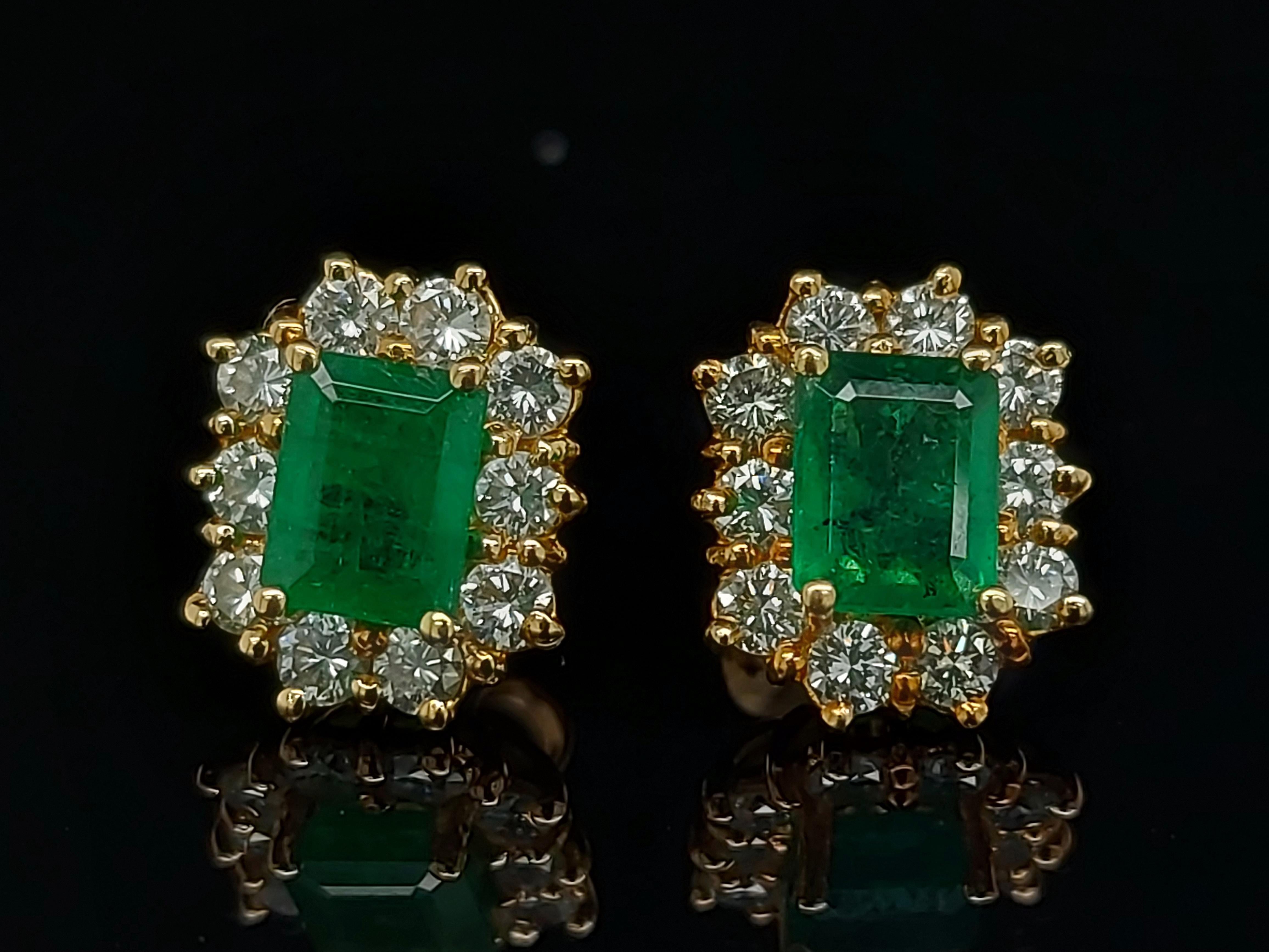 Women's or Men's 18kt Gold Emerald Earrings with Diamonds For Sale