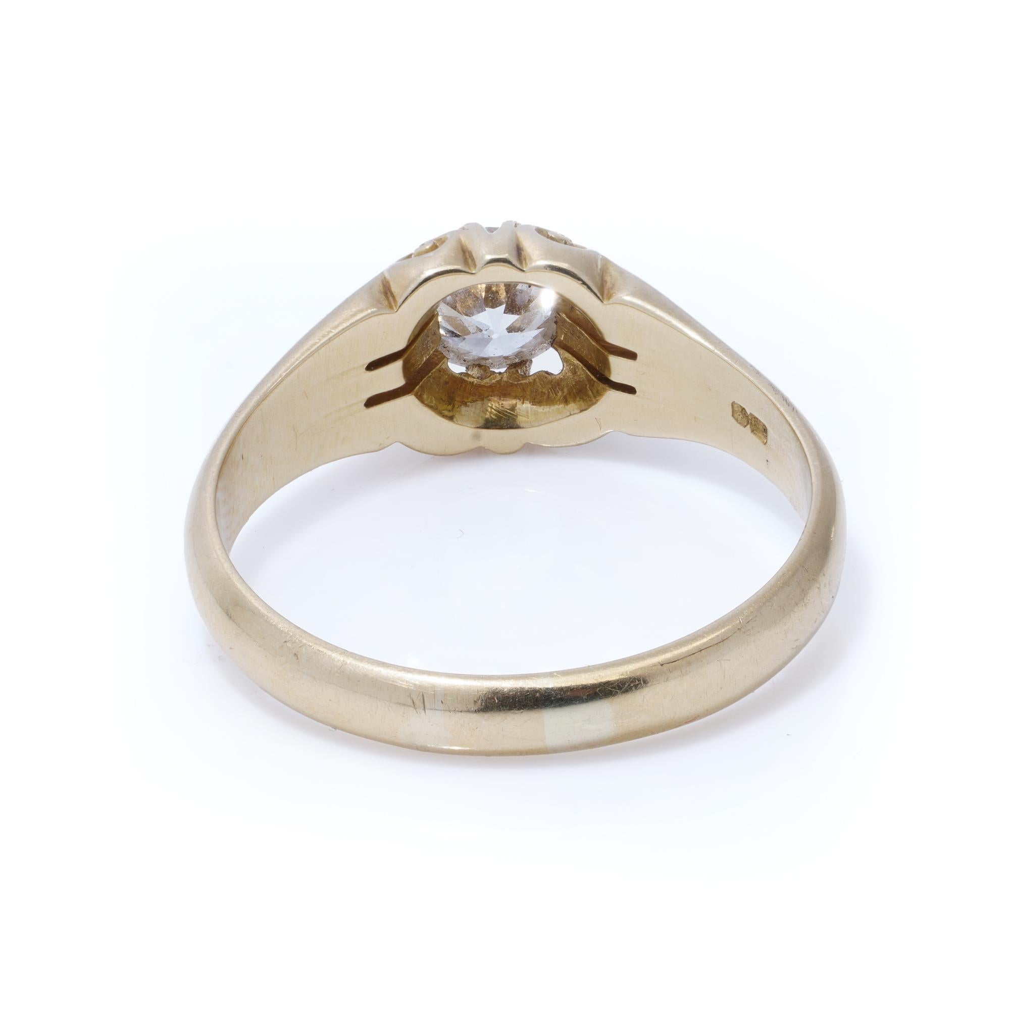 Bague anglaise G*psy en or 18 carats avec diamants de 0,90 carat Unisexe en vente
