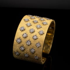 Bracciale con diamanti in stile Florentine in oro 18 carati
