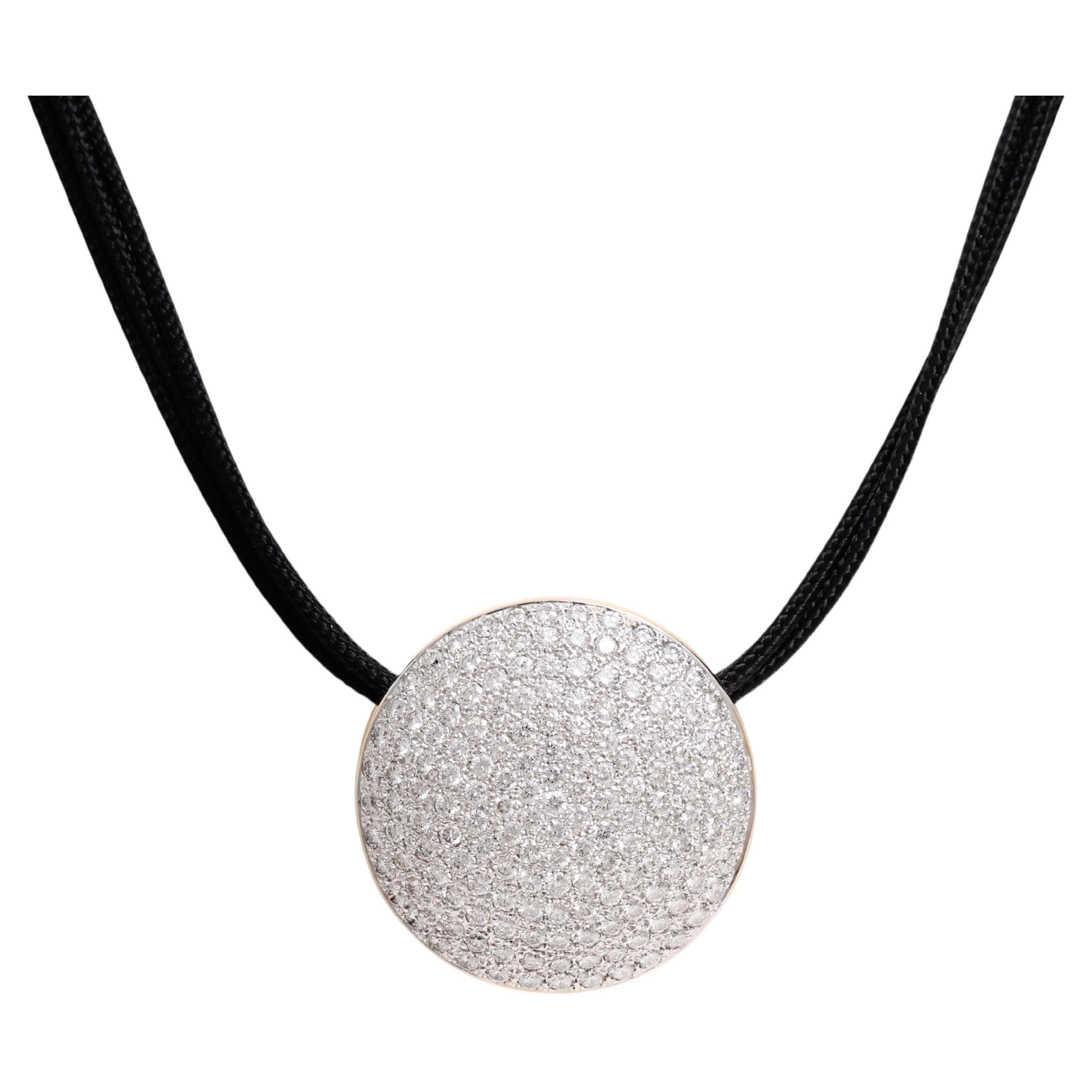 18Kt Gold Full Pavé Diamonds Necklace / Pendant For Sale