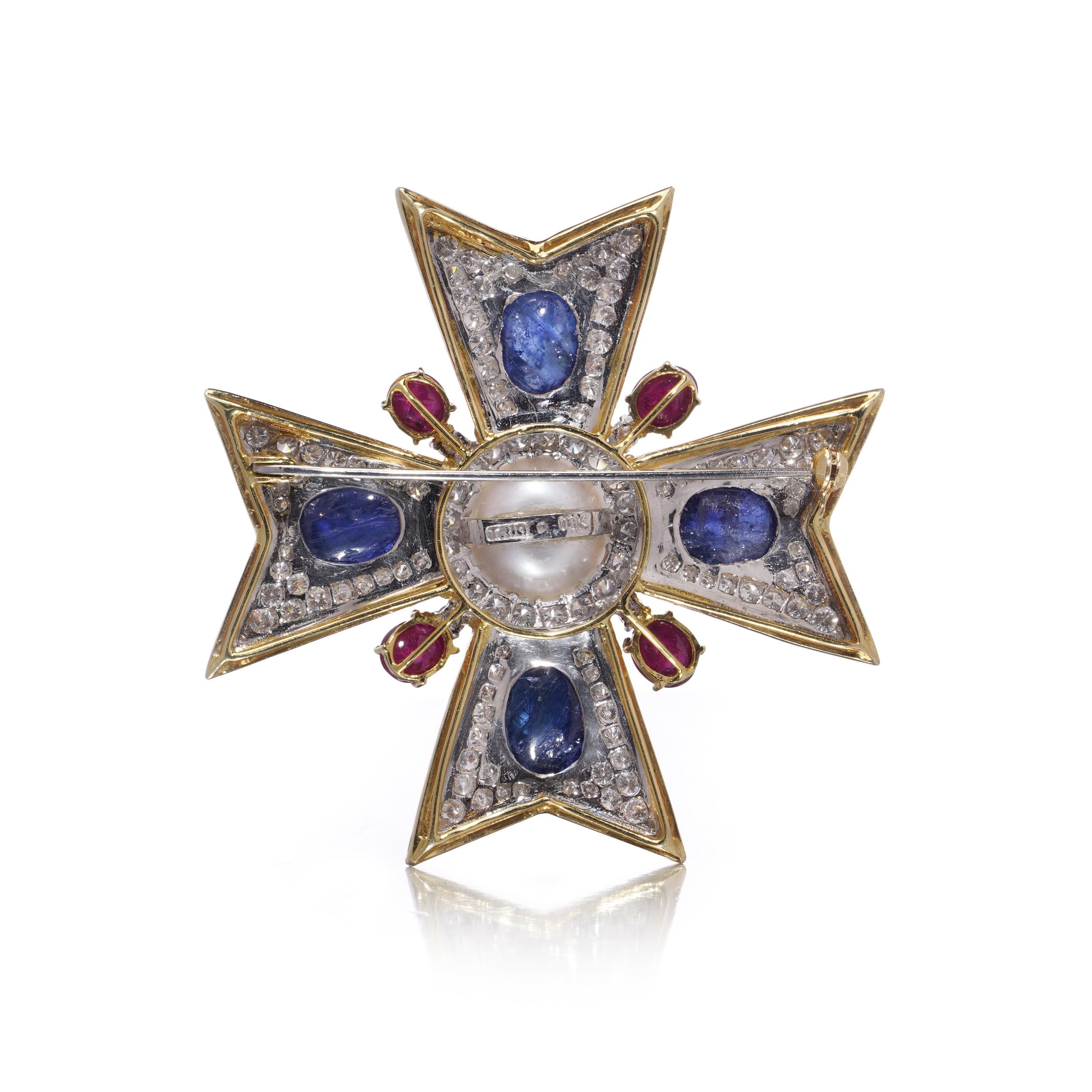 18kt Gold Gem-Set Maltese Cross Brooch en vente 2