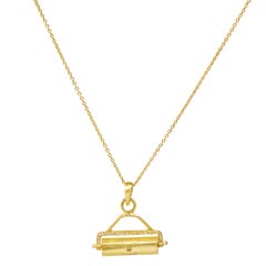 18kt Gold Handmade Spinning Pendant Set with Brilliant Cut Diamonds