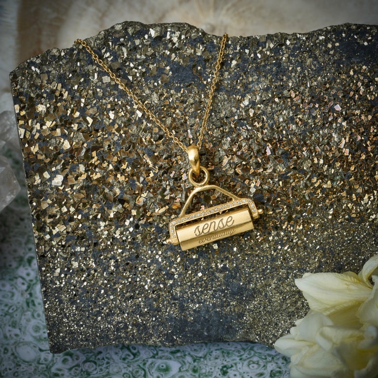 18kt Gold Handmade Spinning Pendant Set with Brilliant Cut Diamonds For ...