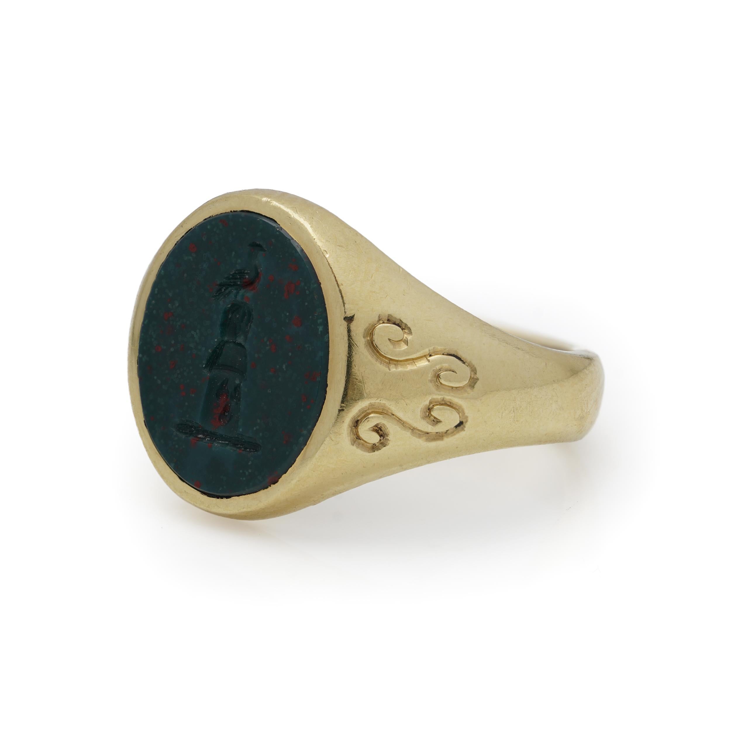 Anello con stemma in ematite in oro 18kt, Sheffield 1990 in vendita 1
