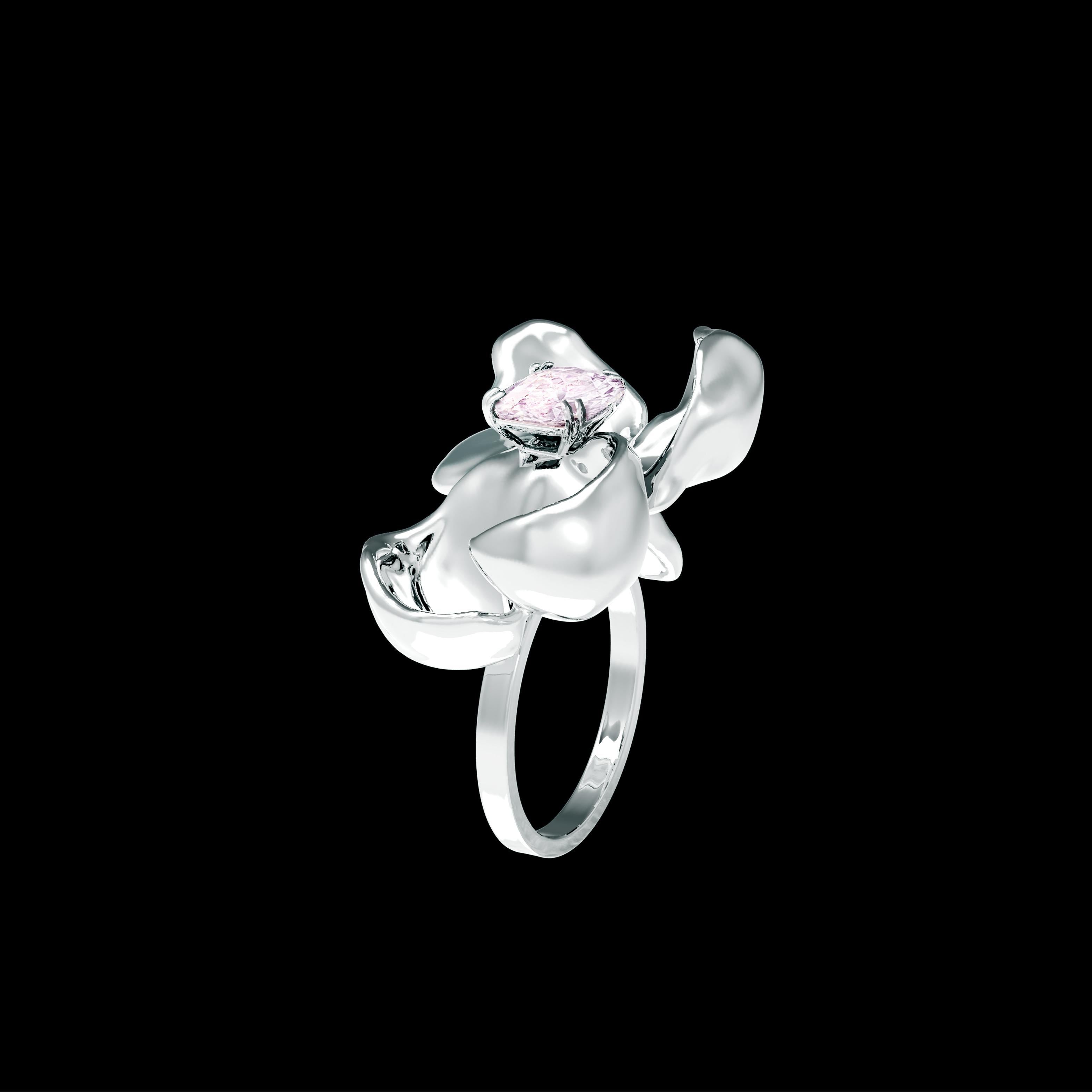 Bague de fiançailles Magnolia en or 18 carats, diamant rose pourpre clair fantaisie en vente 2