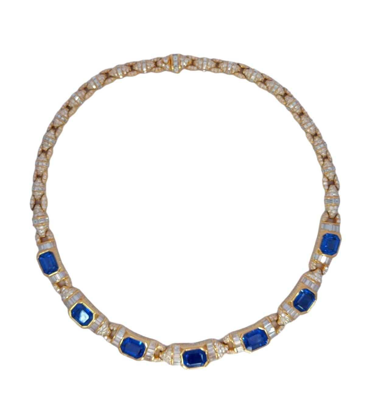 GRS 18kt Necklace 41.6 ct NH Sapphires & Diamond to His Majesty Qaboos Bin Said In Excellent Condition For Sale In Antwerp, BE