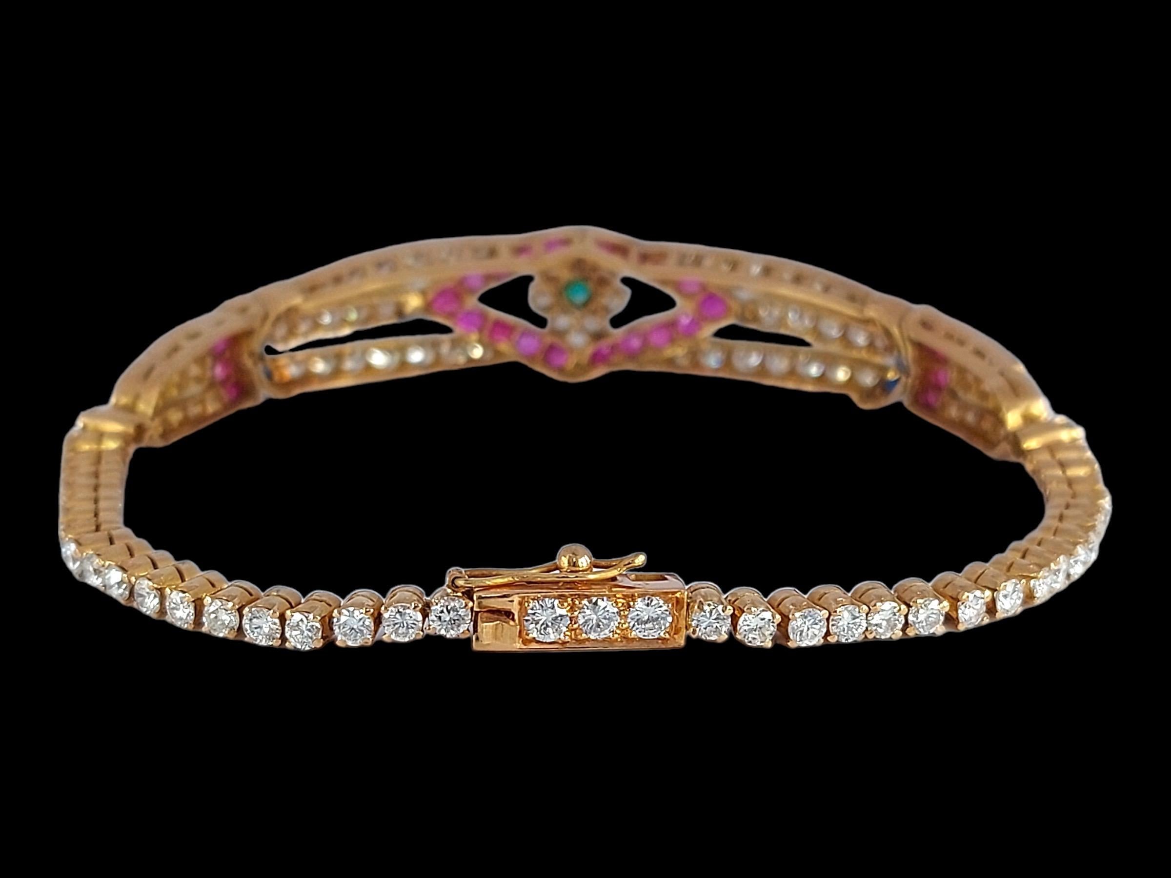  Collier, boucles d'oreilles, bracelet en or 18 carats, bague sertie de diamants et pierres précieuses en vente 10