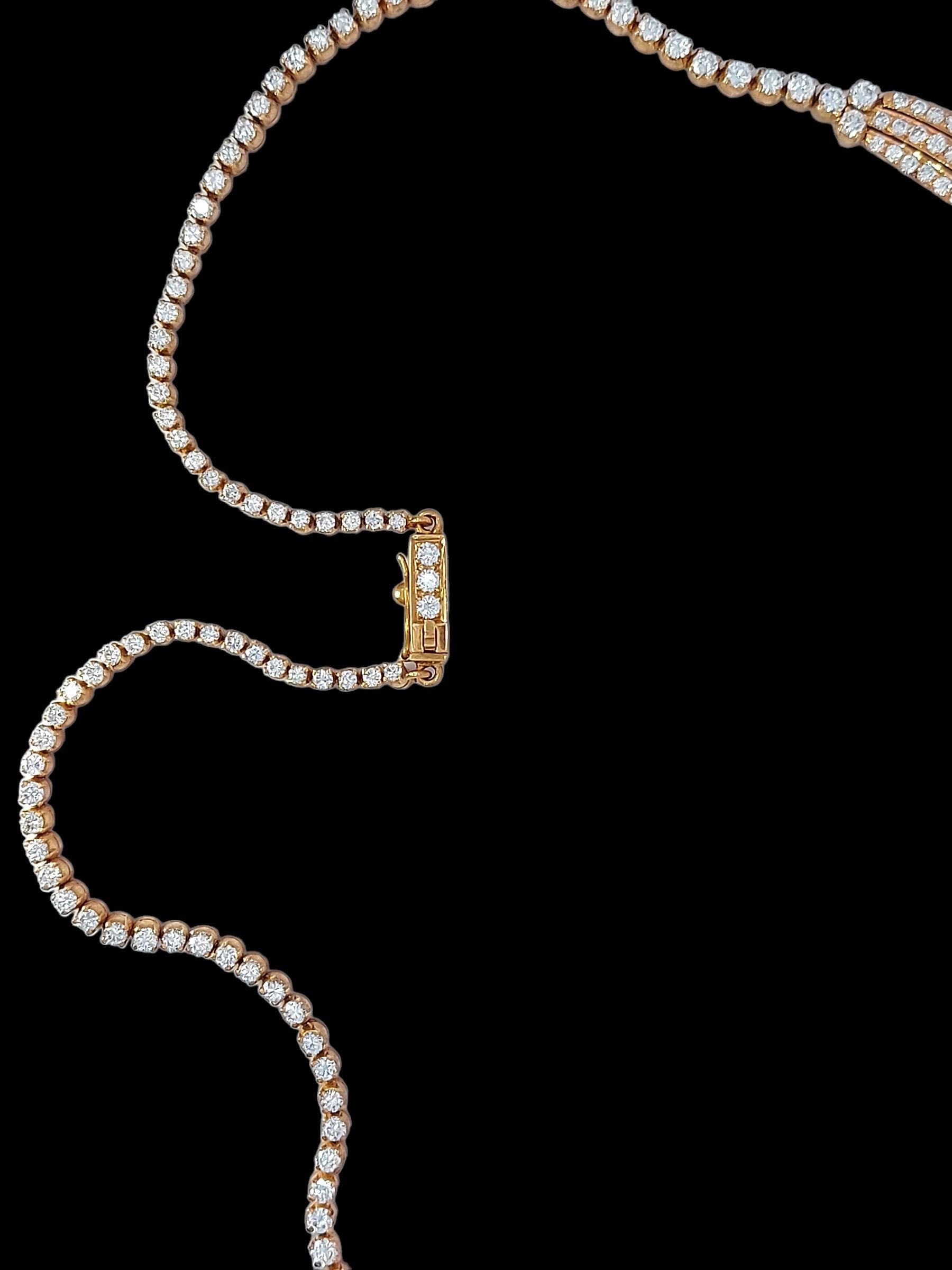  Collier, boucles d'oreilles, bracelet en or 18 carats, bague sertie de diamants et pierres précieuses en vente 12