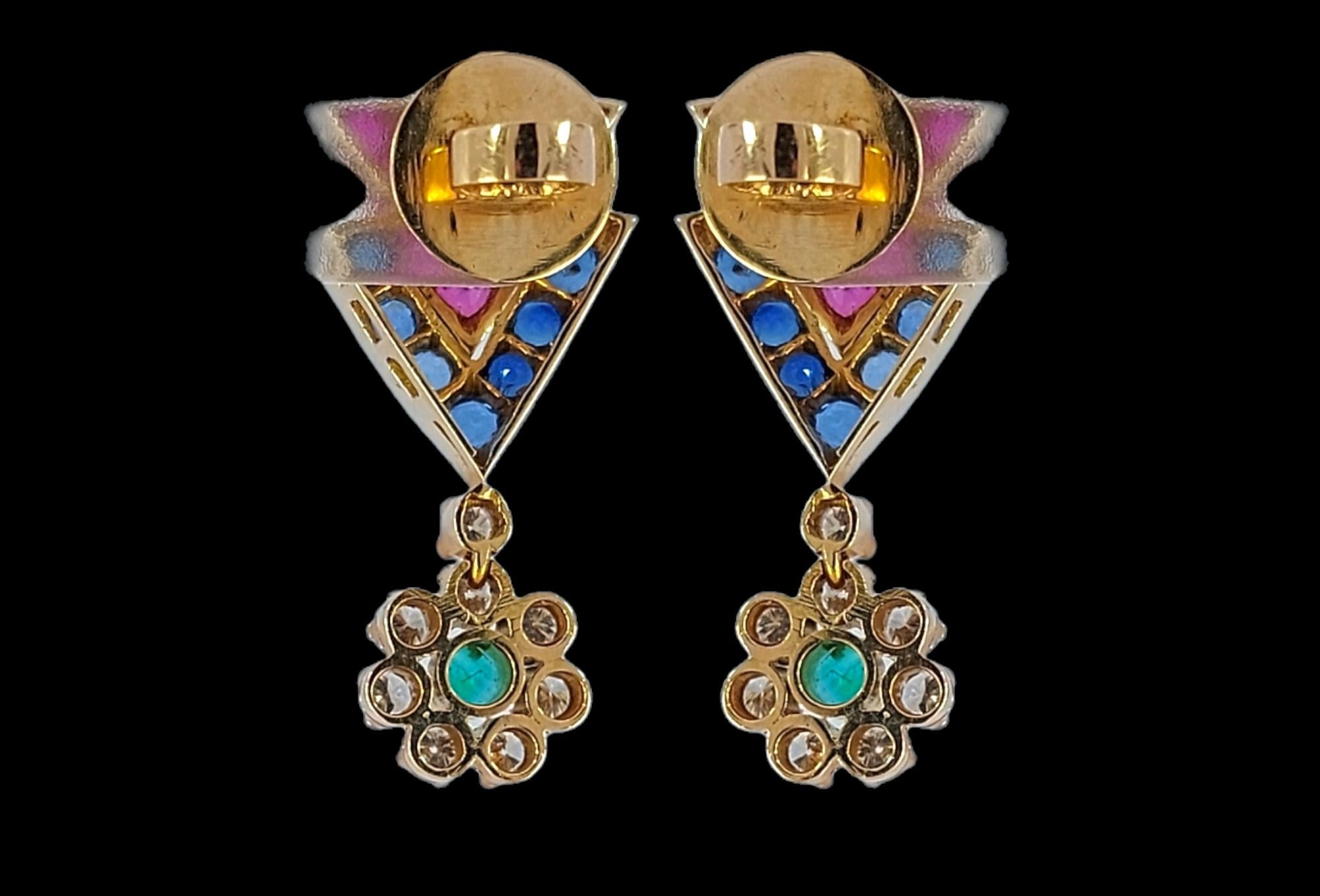  Collier, boucles d'oreilles, bracelet en or 18 carats, bague sertie de diamants et pierres précieuses Unisexe en vente