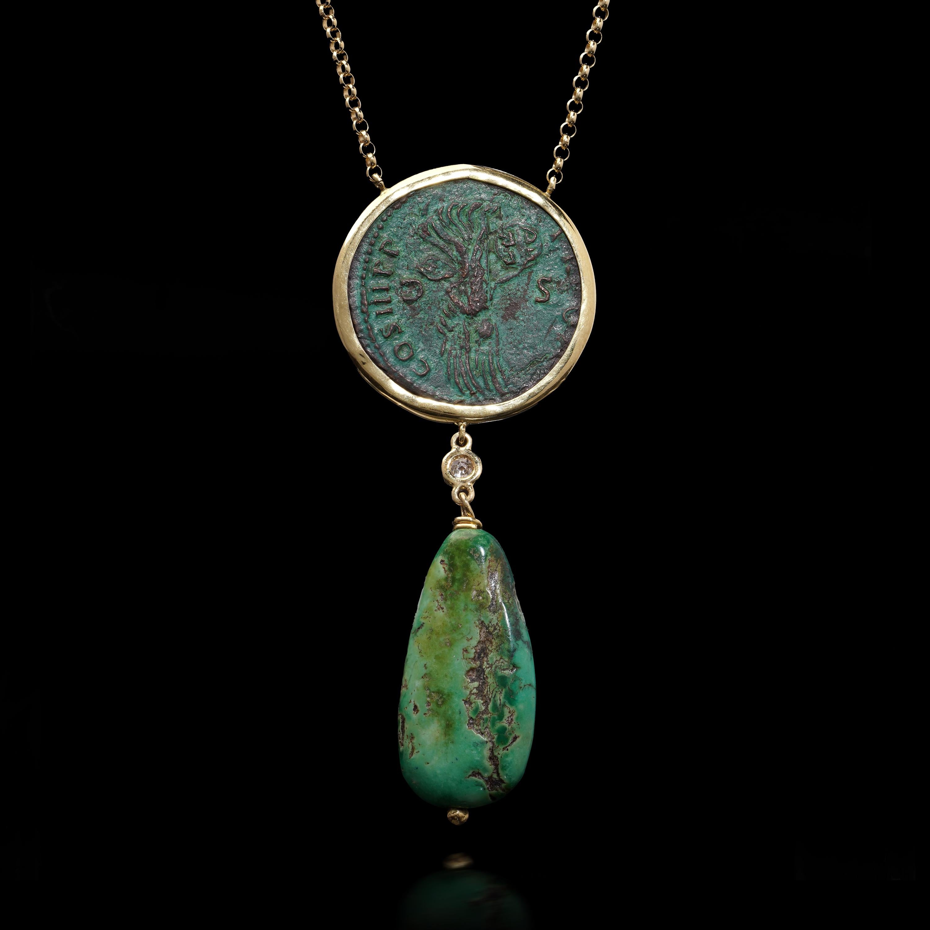 Romano classico COLLANA IN ORO 18KT CON MONETA DI TRAIANO E GOCCIA DI TURCHESE  c.98-99 d.C. in vendita