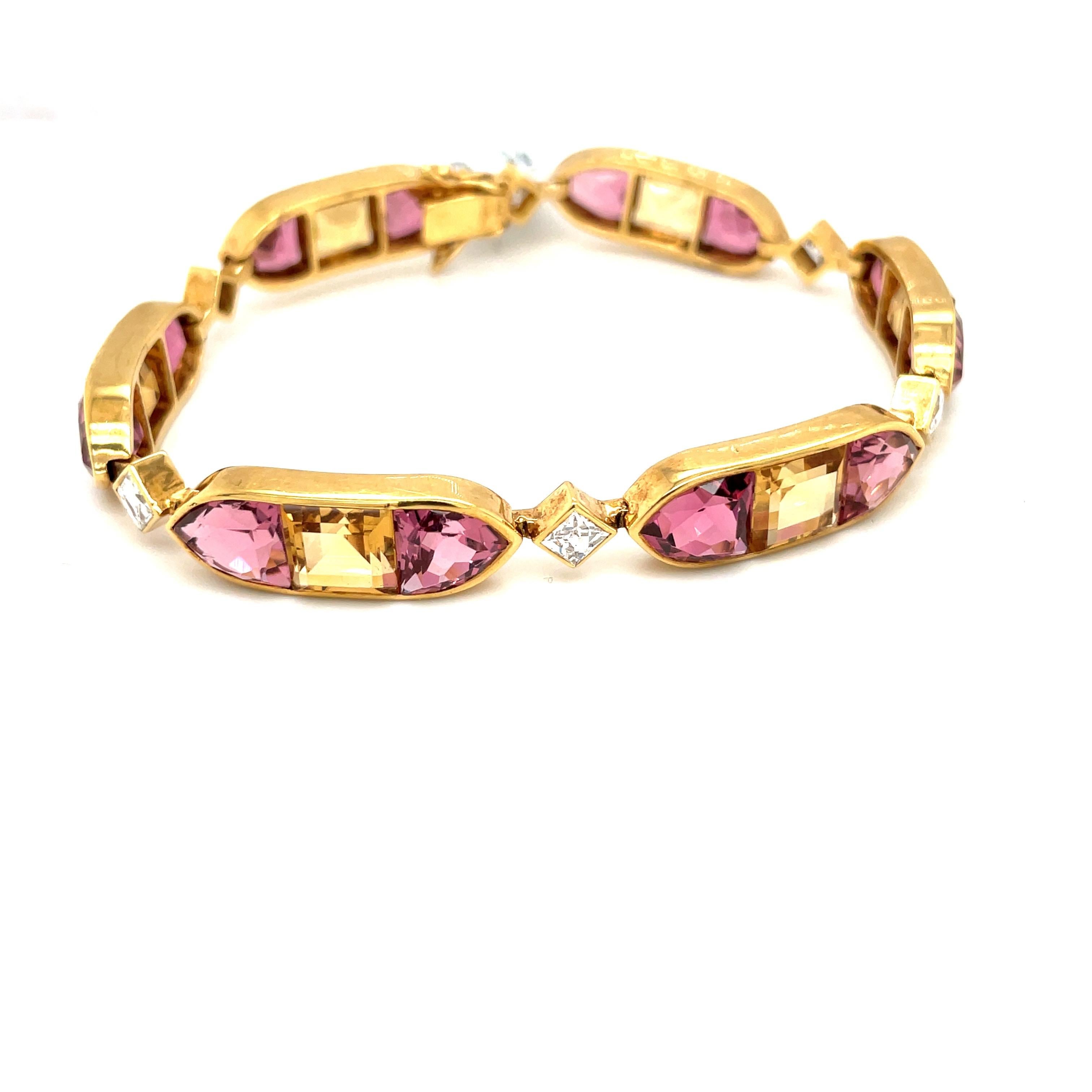 Moderne Bracelet à maillons en or 18 carats, tourmaline rose et citrine avec connecteurs en diamants en vente