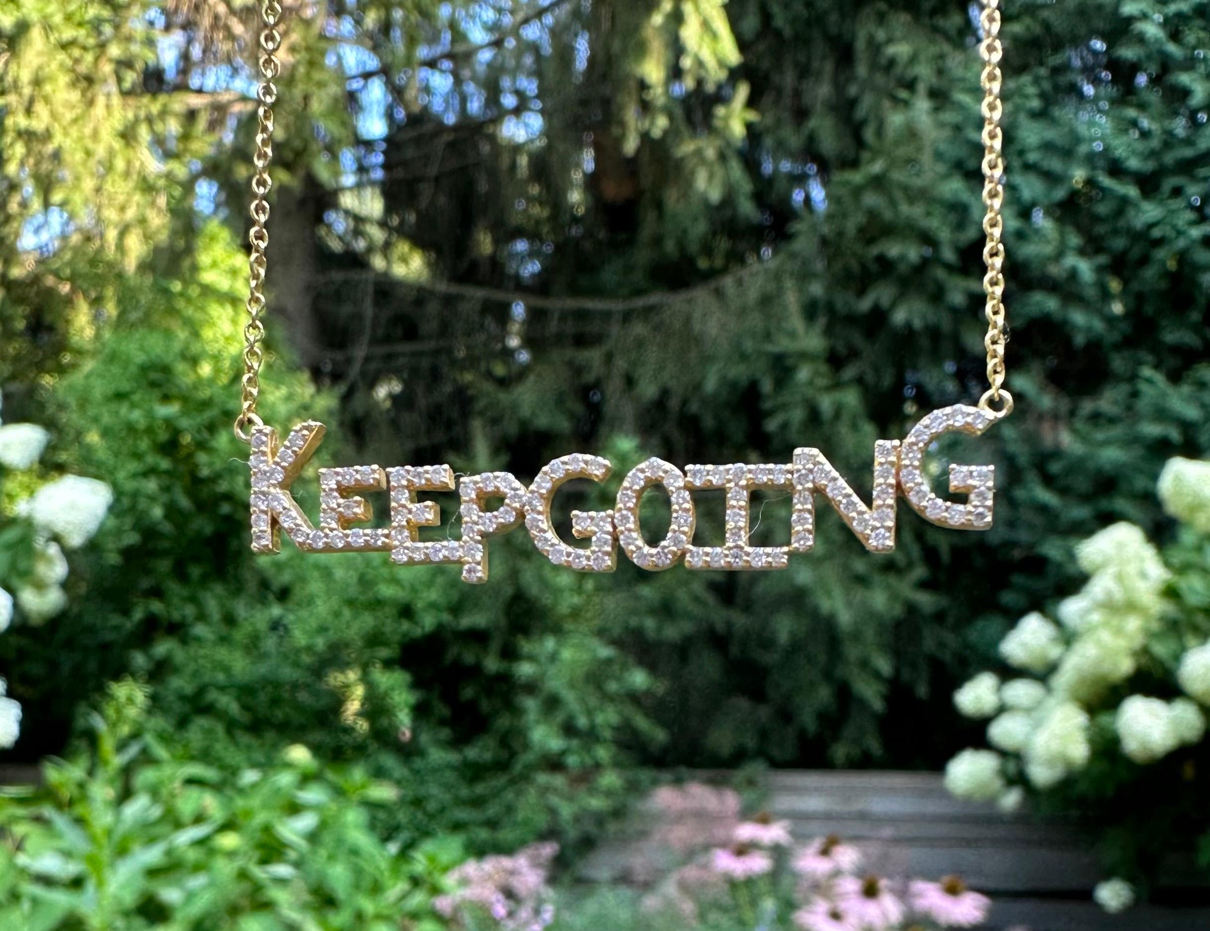 Collana Keep Going placcata in oro 18 carati con zirconi In condizioni Nuovo in vendita a Winnetka, IL