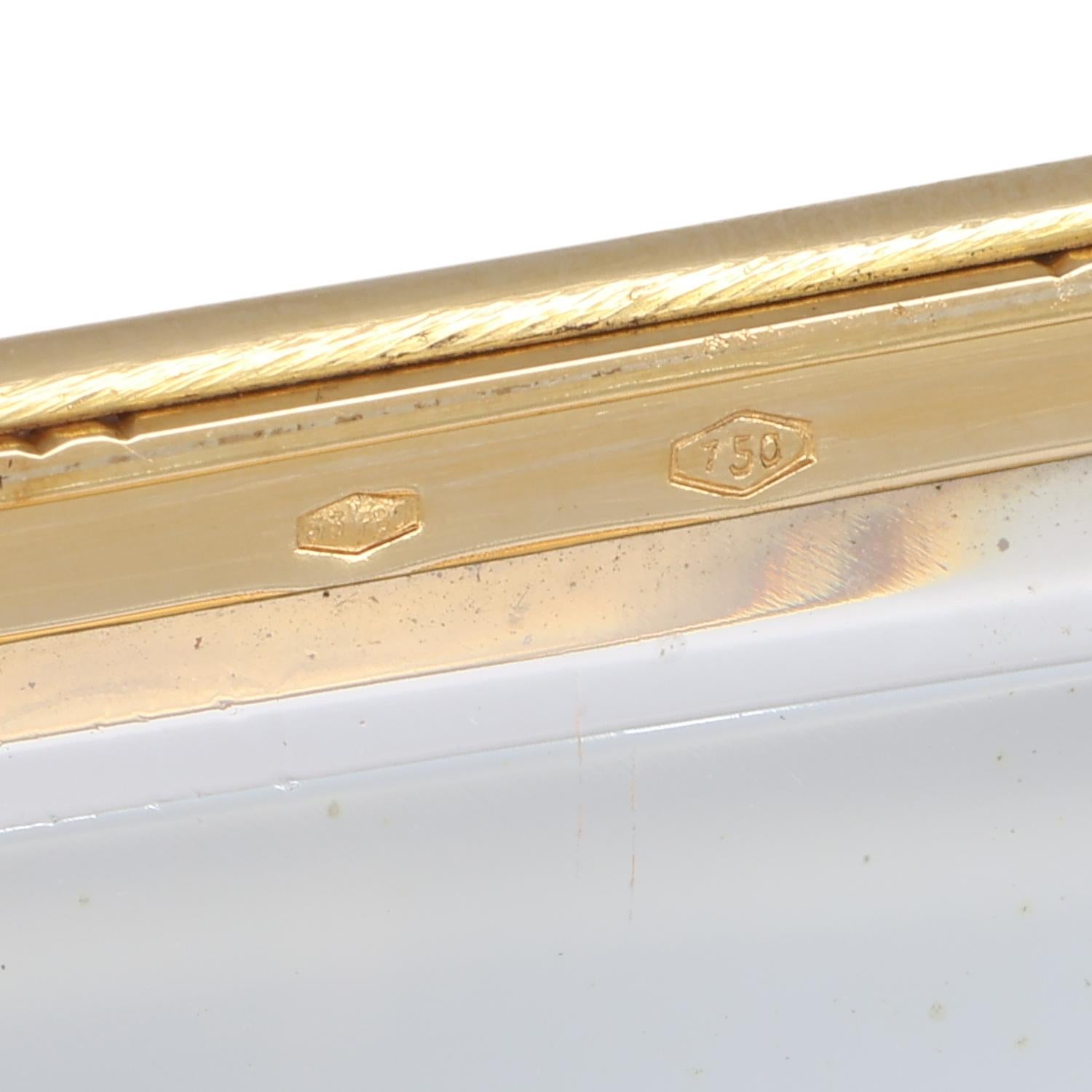 18Kt Gold Seltene kompakte Puderdose - Made in Italy 1970 circa - Geometrisches Muster im Angebot 6