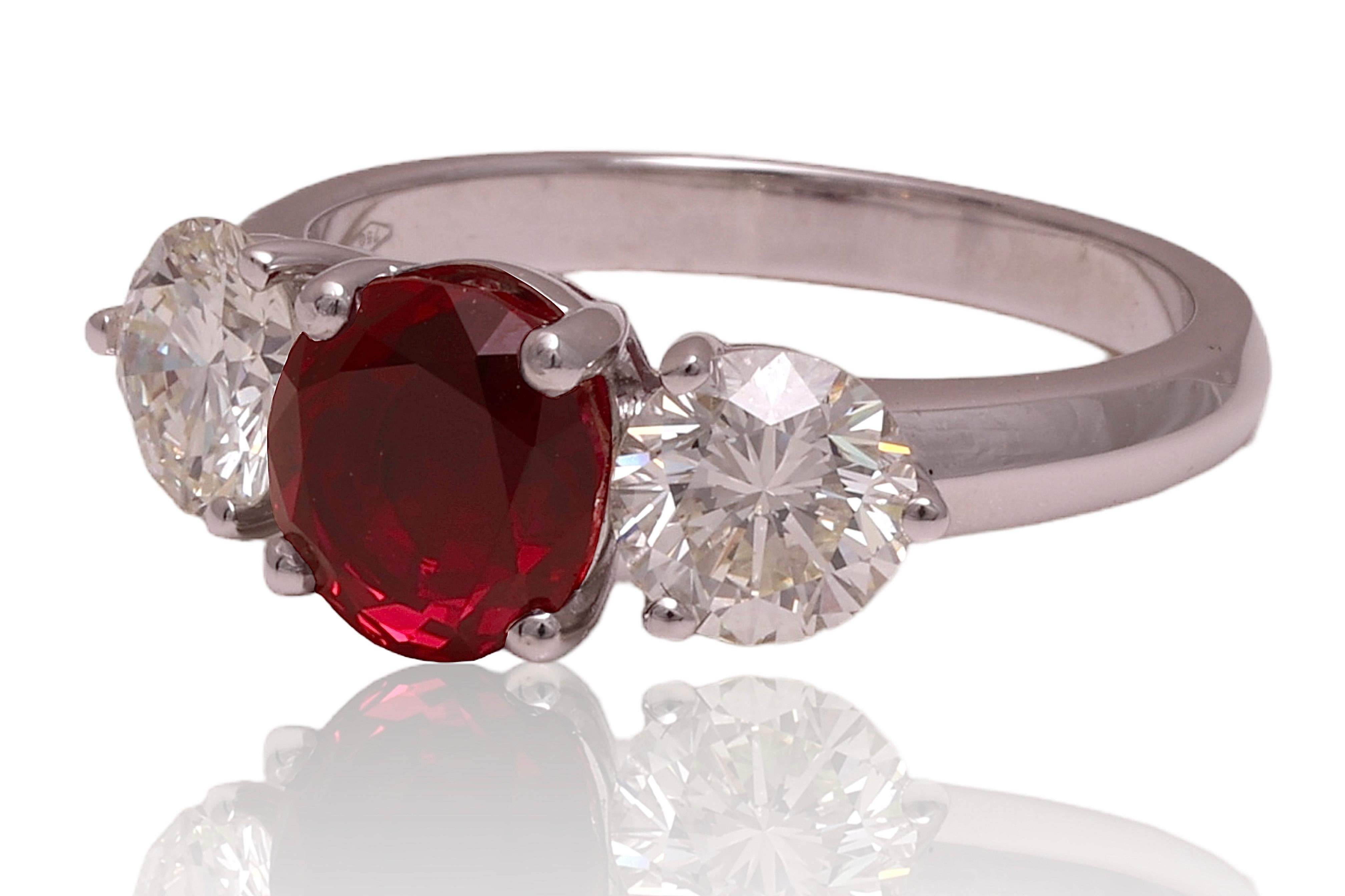 Gorgeous fine 18kt White Gold Ring With 2.19ct Burmese Mogok Pigeon Blood Ruby and 1.5ct Diamonds, With GRS Swiss certificate!

Ruby: Natural Burma Ruby, 2.19ct, Oval shape, Brilliant / Step cut, Vivid red Pigeon Blood comes with GRS