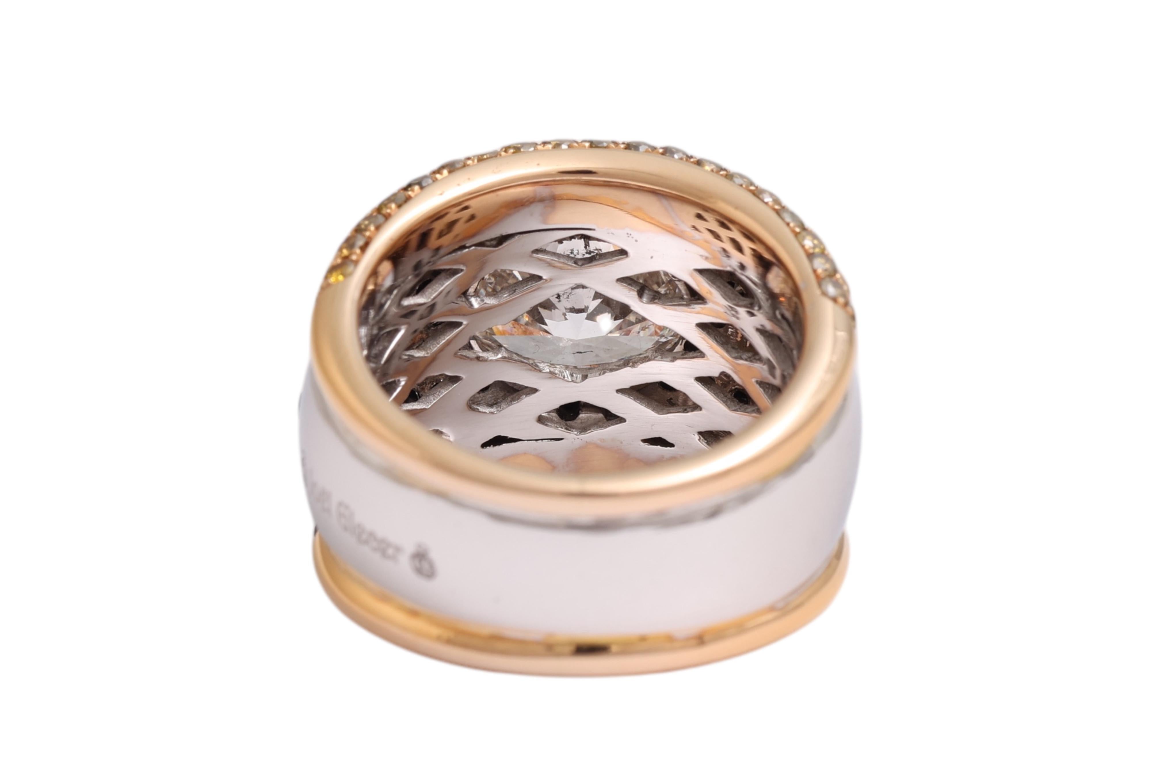 18kt Gold Ring with Black & Fancy Cognac Diamonds, 2.31ct Large Oval Diamond For Sale 2