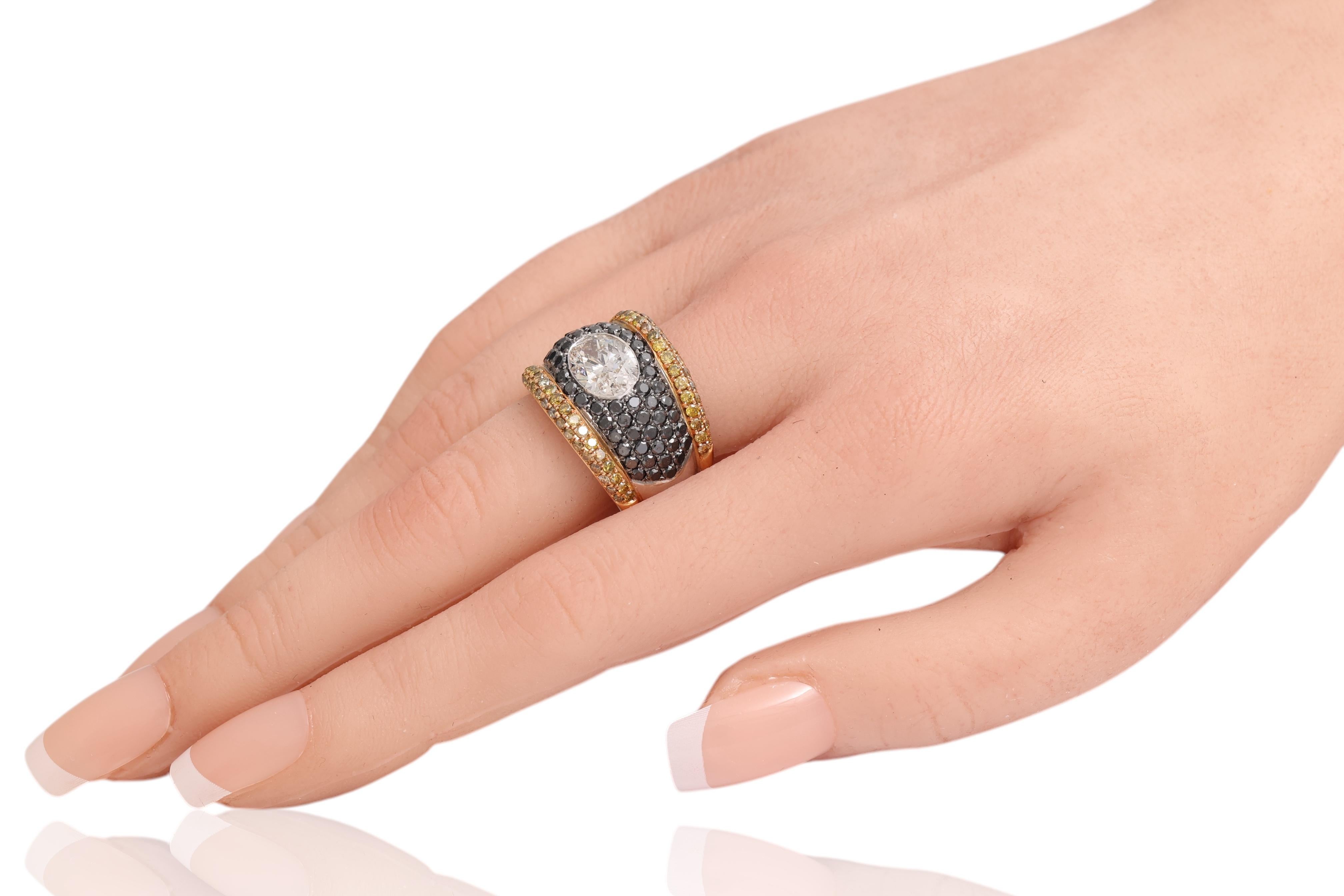 18kt Gold Ring with Black & Fancy Cognac Diamonds, 2.31ct Large Oval Diamond For Sale 3