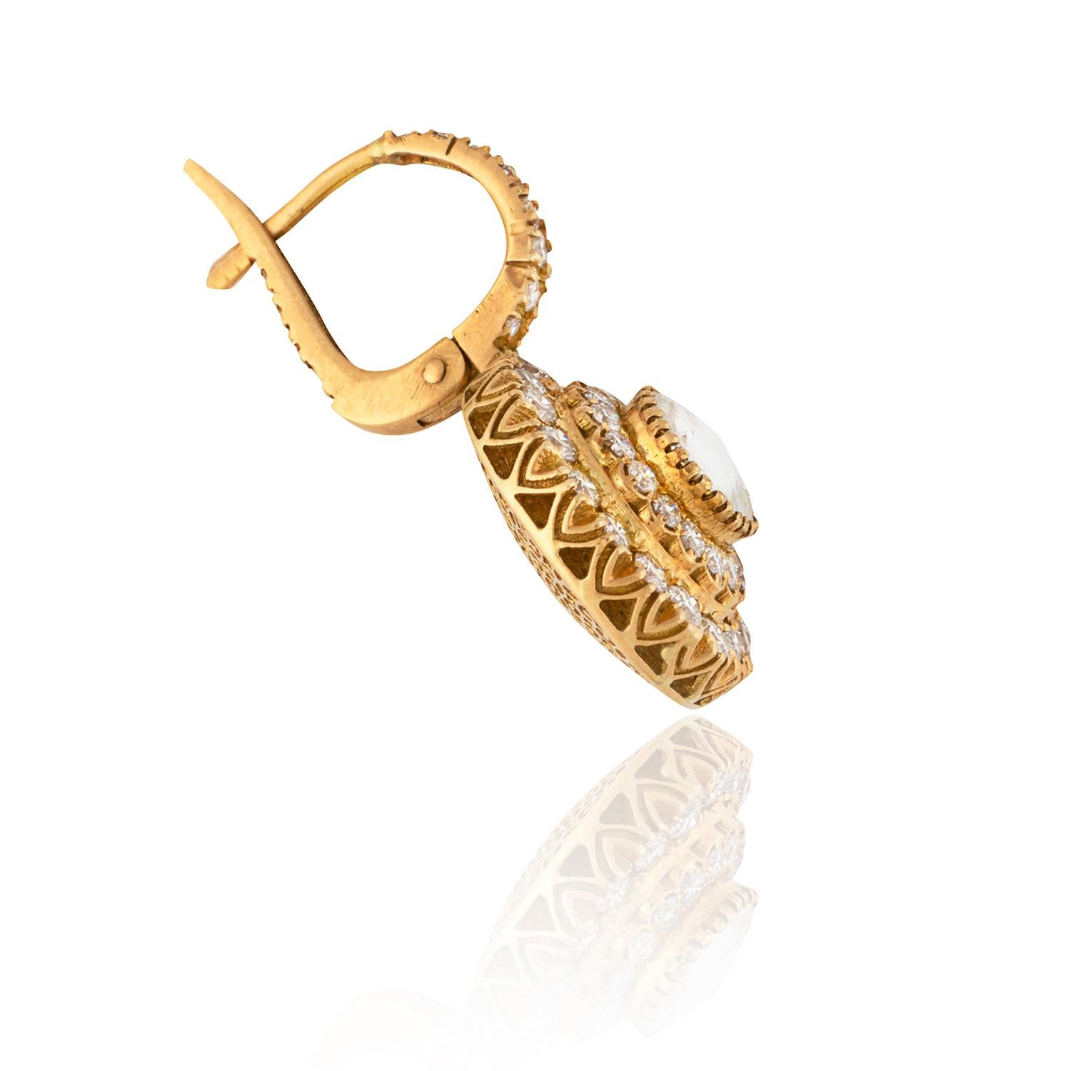 18kt Gold Rose Cut & Brilliant Cut Diamond Filigree Detail Drop Earrings In New Condition For Sale In London, W1U 2JG