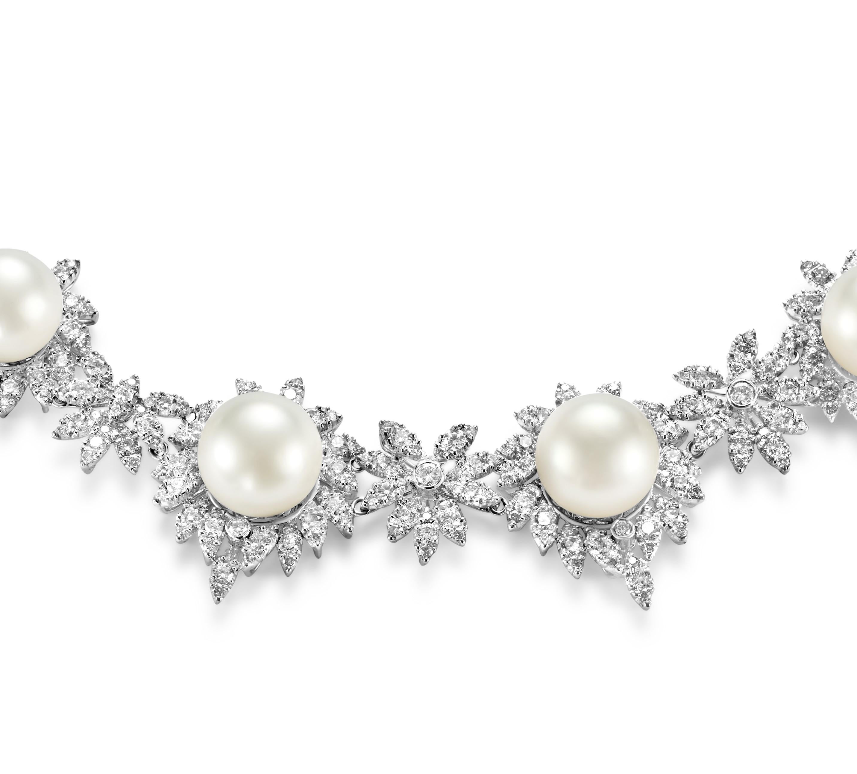 Artisan 18kt Gold South Sea Pearl Necklace & Matching Earrings, With 16.15 ct Diamonds For Sale