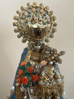 Statue De Nuestra Sra De Los Desamparados with 18kt Gold