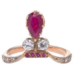 Anello con rubino e diamante vintage in oro 18 carati