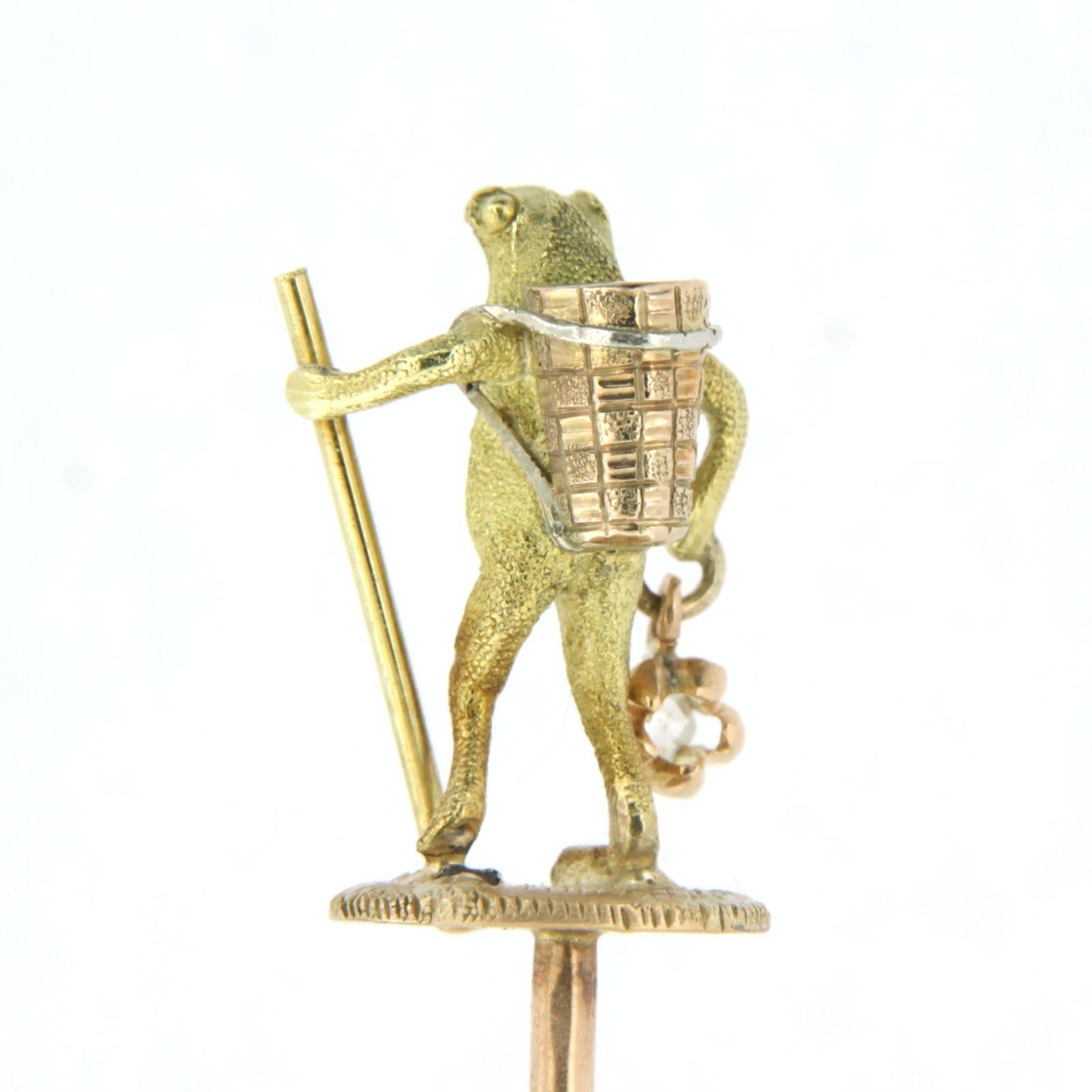 Women's or Men's 18kt Gold Frog Stick Pin For Sale