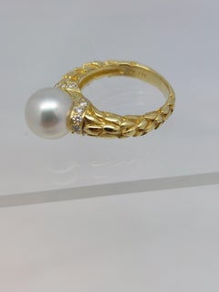 18KT “Laurel Leaf” Pearl & Diamond Ring