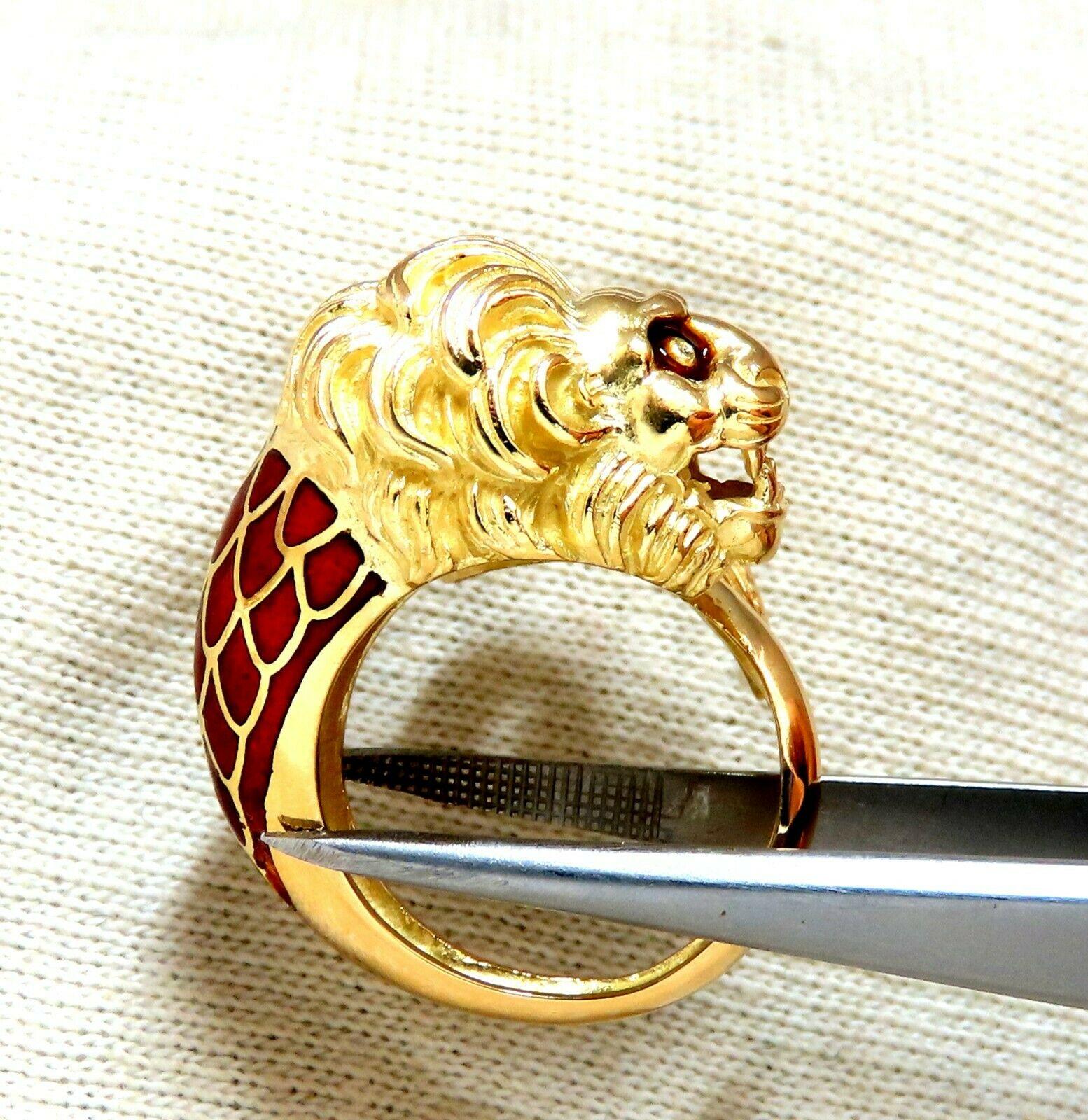 18 Karat Lion Wrap Enamel Ring For Sale 3