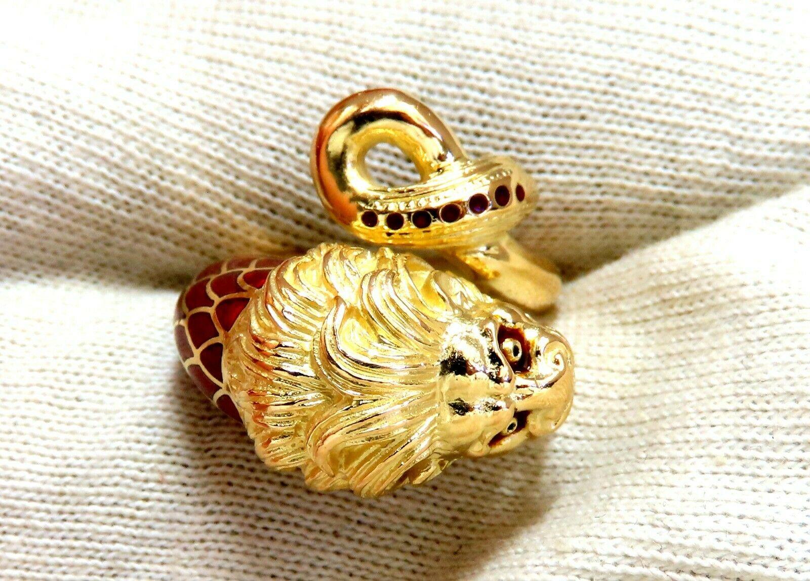 18 Karat Lion Wrap Enamel Ring For Sale 4