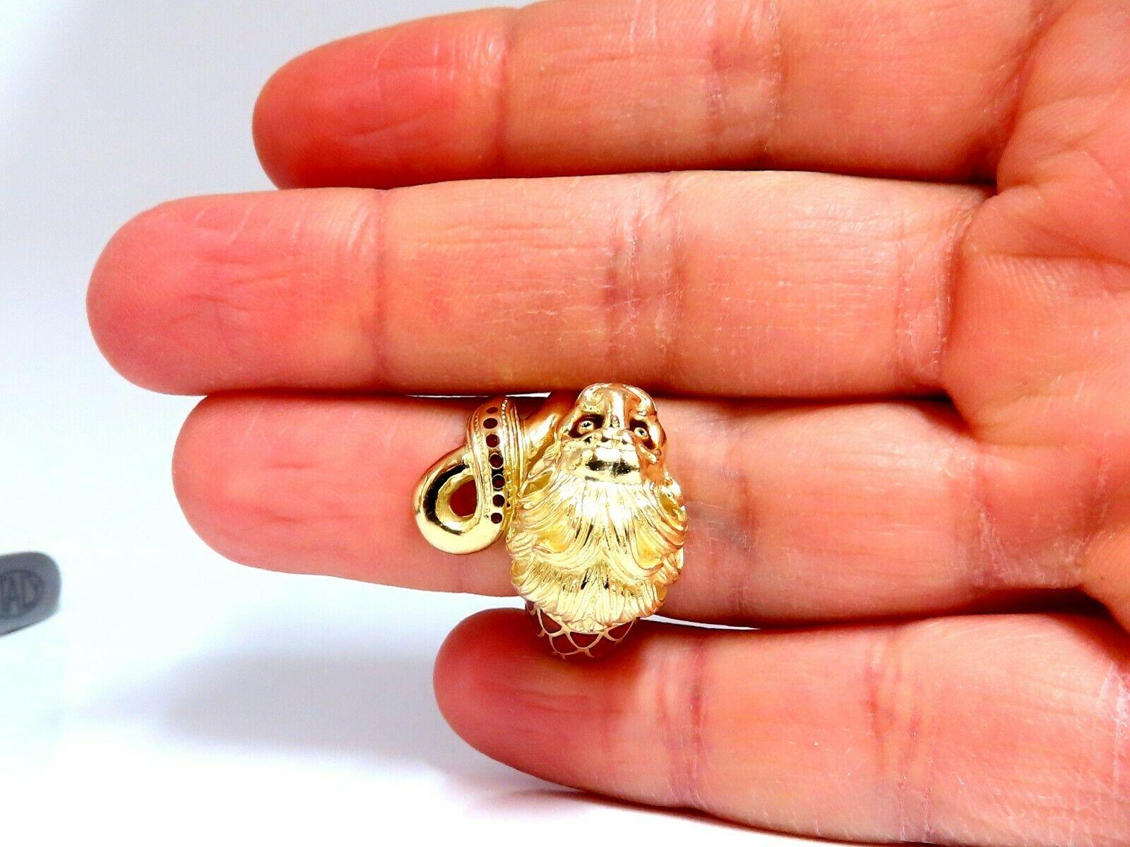 18 Karat Lion Wrap Enamel Ring For Sale 5