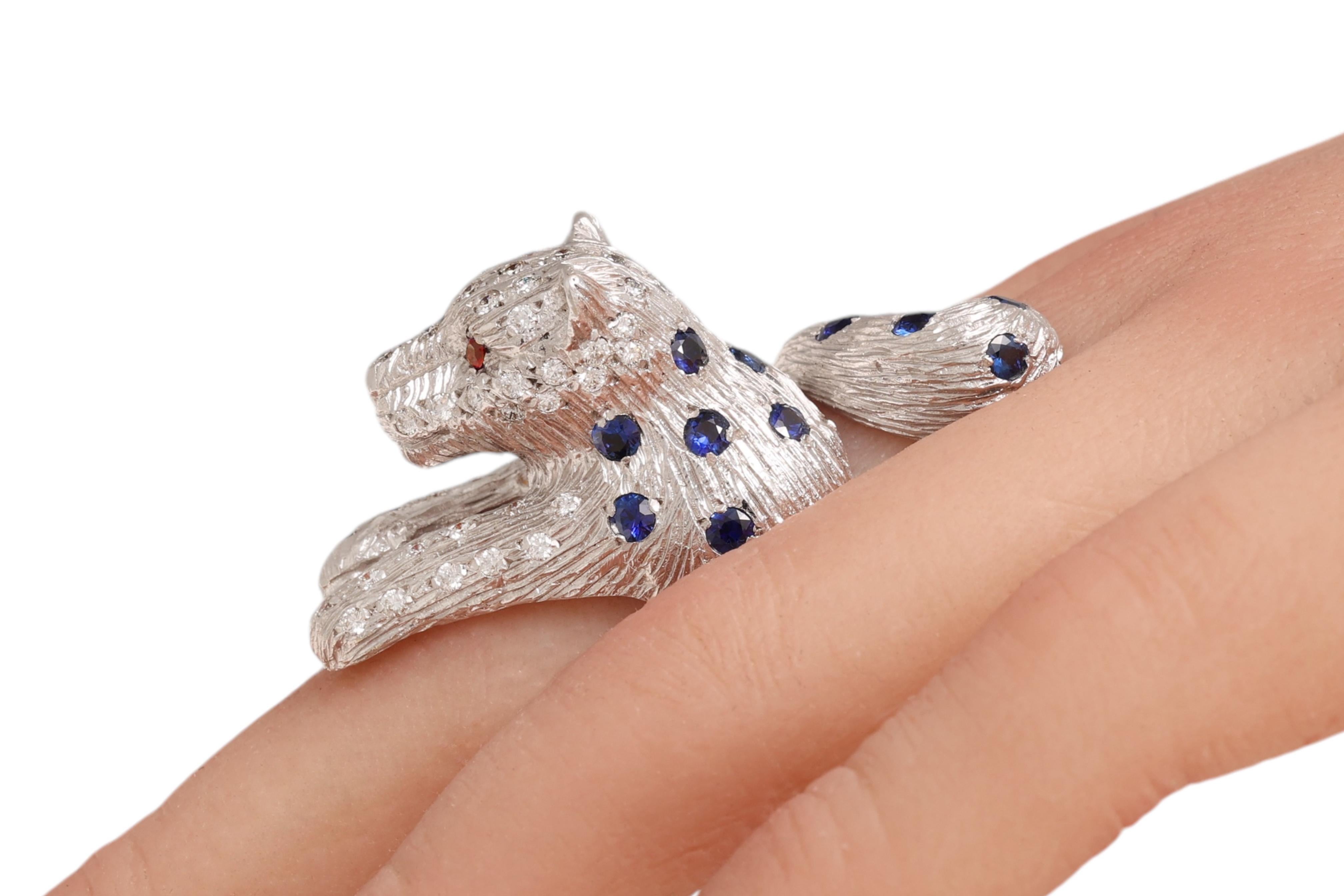 18 Karat Maramenos Pateras Panther- oder Tigerring mit Diamanten und Saphiren im Angebot 8