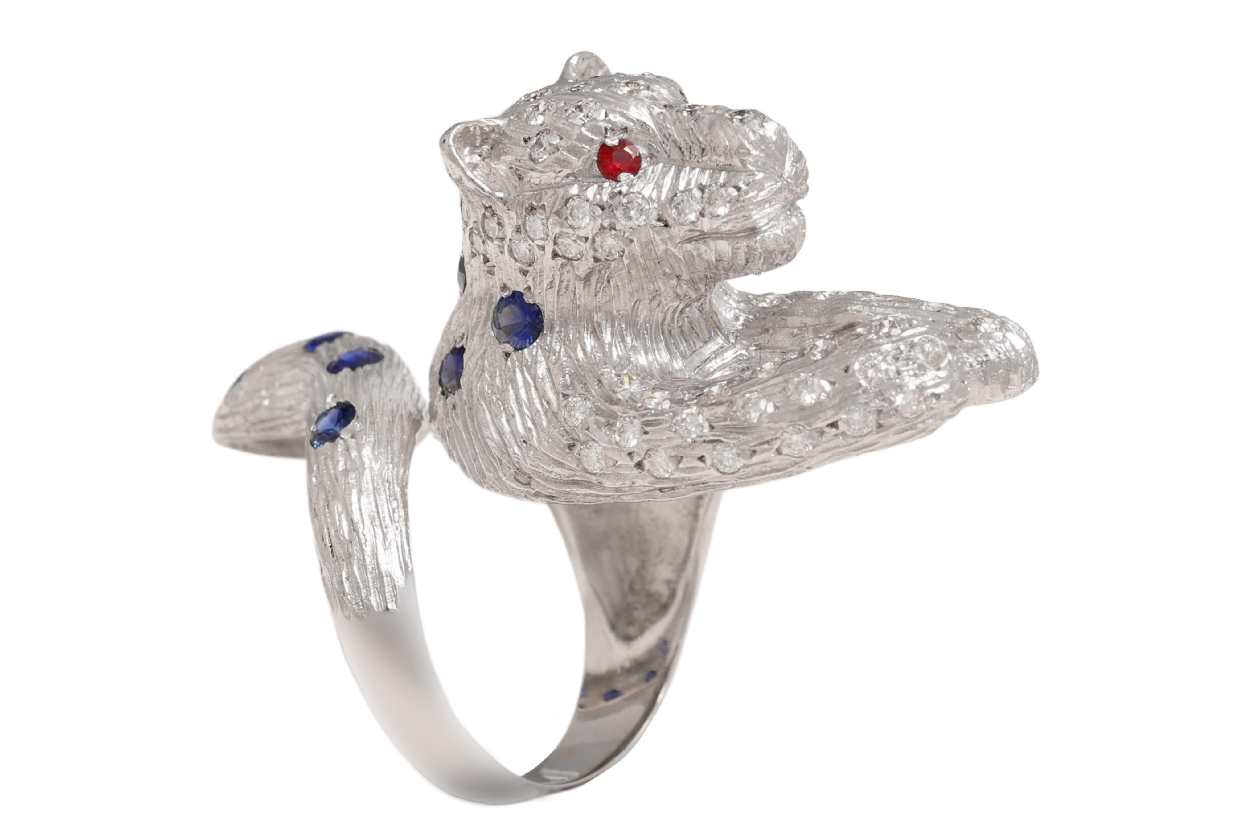 18 Karat Maramenos Pateras Panther- oder Tigerring mit Diamanten und Saphiren im Angebot 2