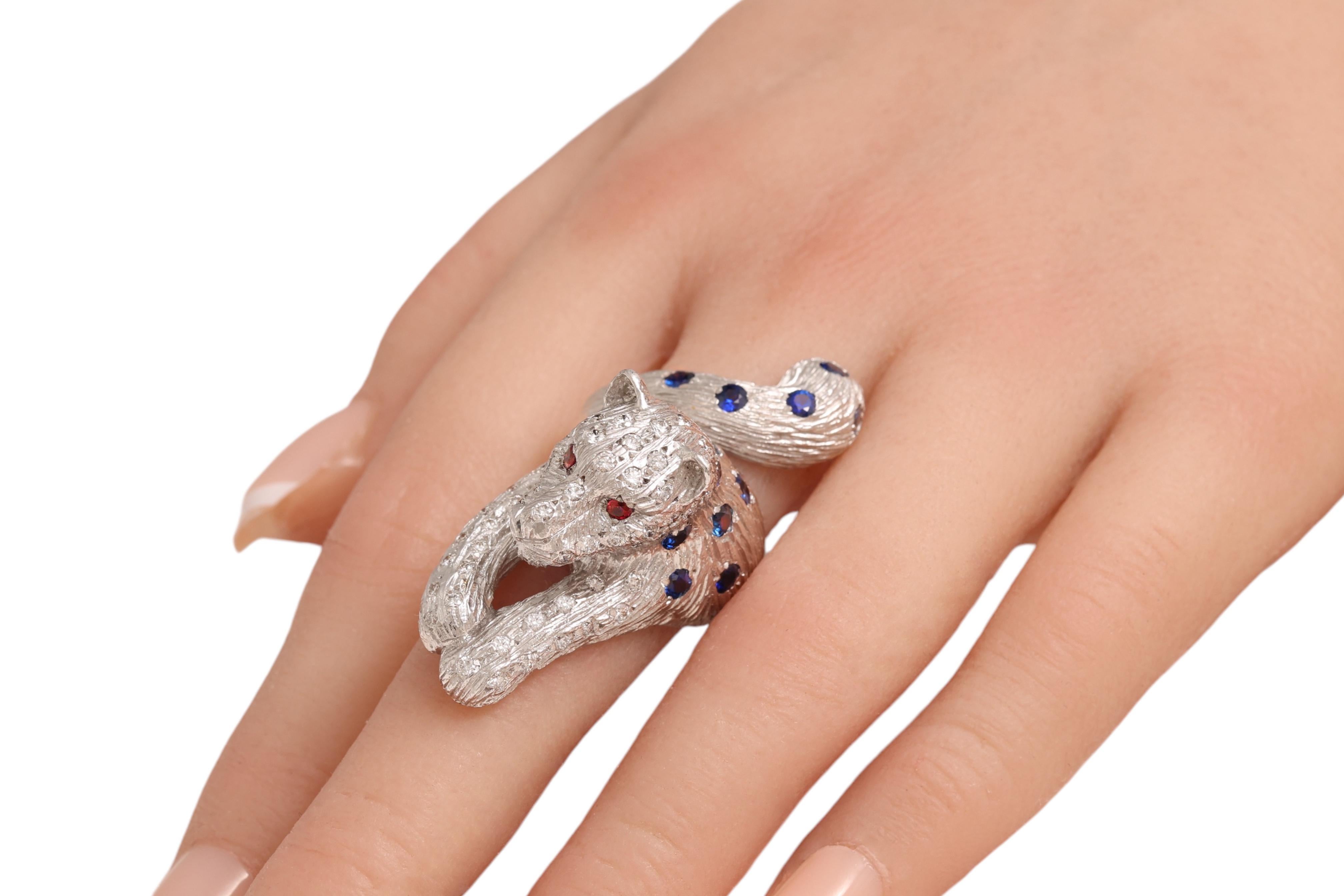 18 Karat Maramenos Pateras Panther- oder Tigerring mit Diamanten und Saphiren im Angebot 7