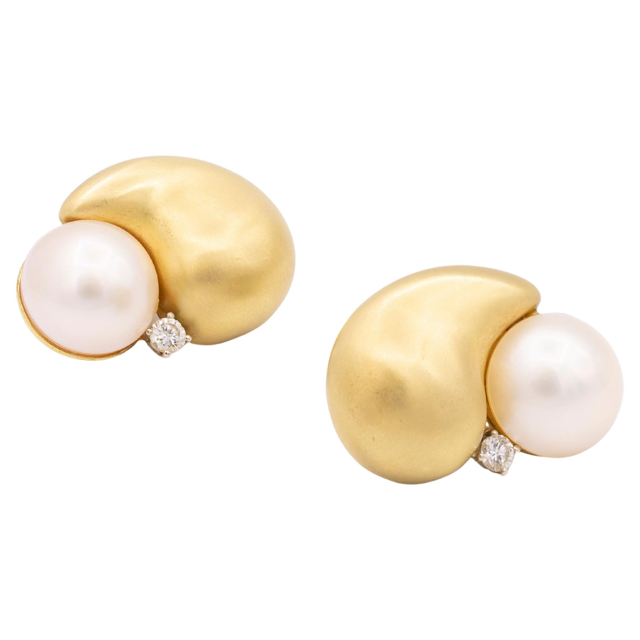 18kt Marlene Stowe Mabe Pearl & Diamond Earrings For Sale