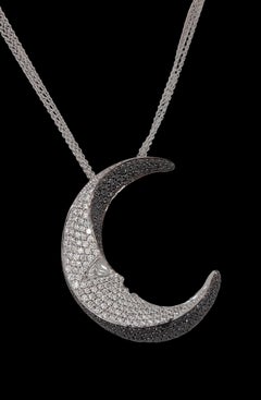 Pendentif / collier de lune en or 18 carats avec diamants noirs et blancs de 6 carats
